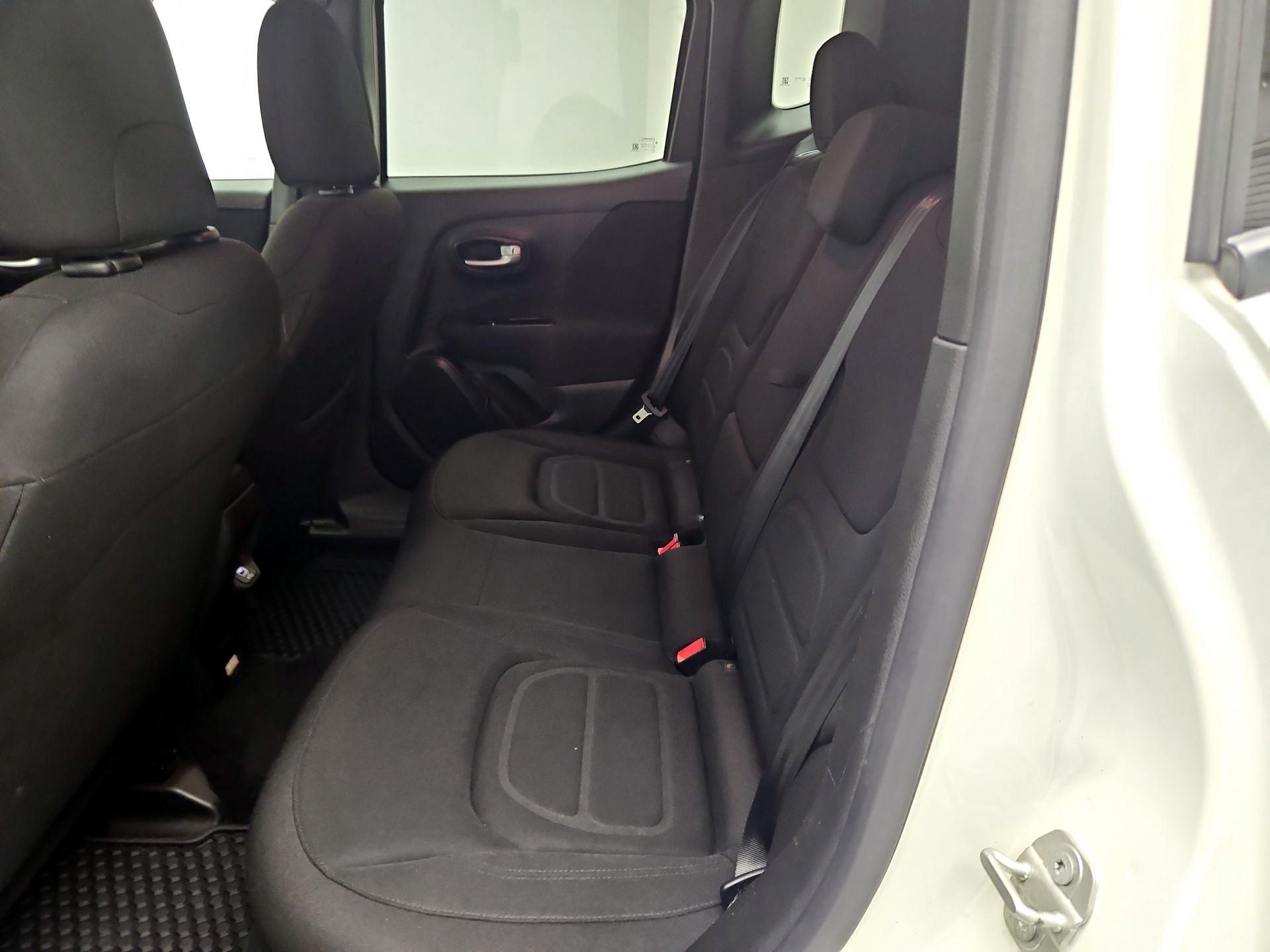 Thumbnail: 2021 Jeep Renegade - 19