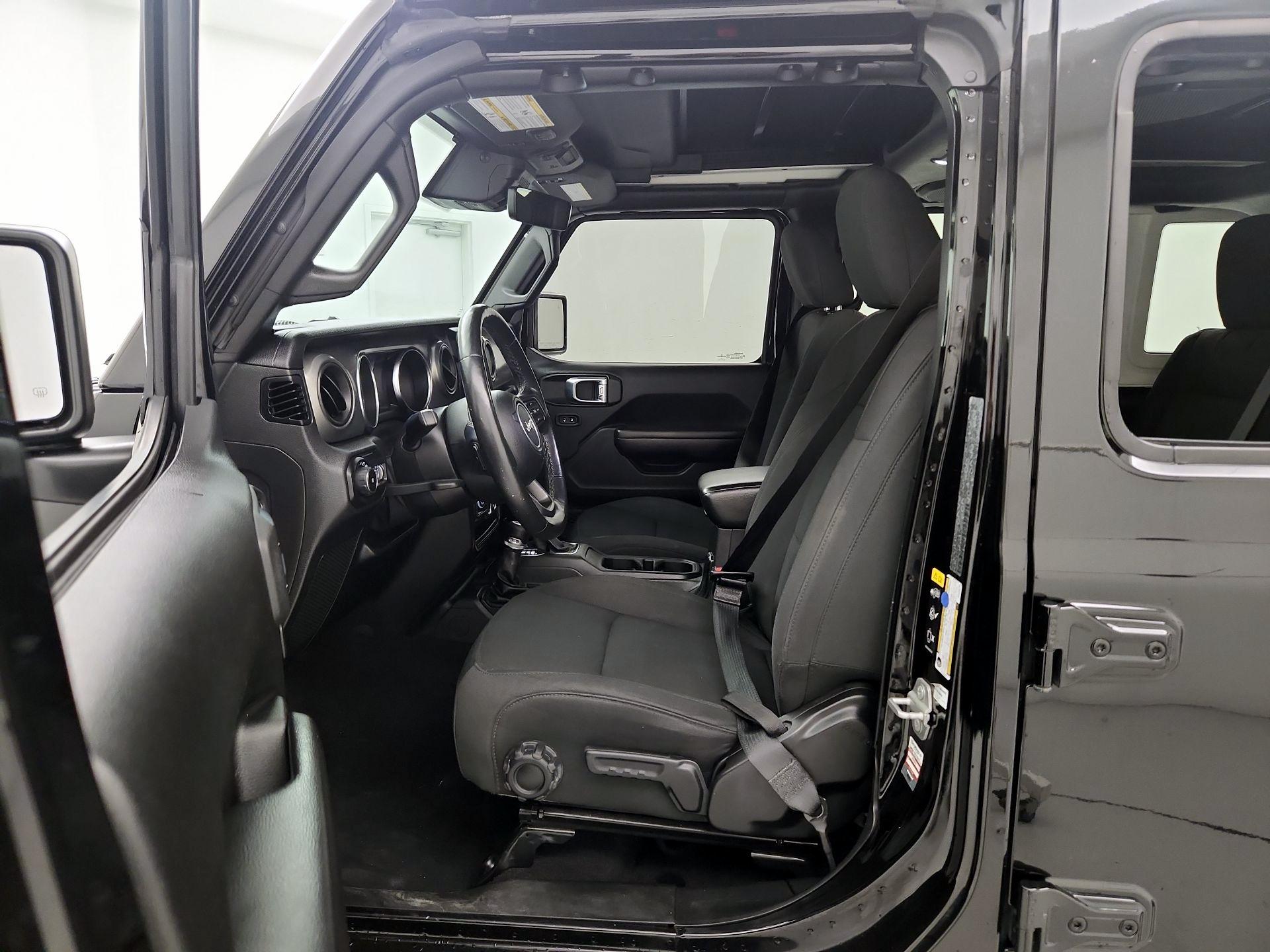 Thumbnail: 2021 Jeep Wrangler - 11