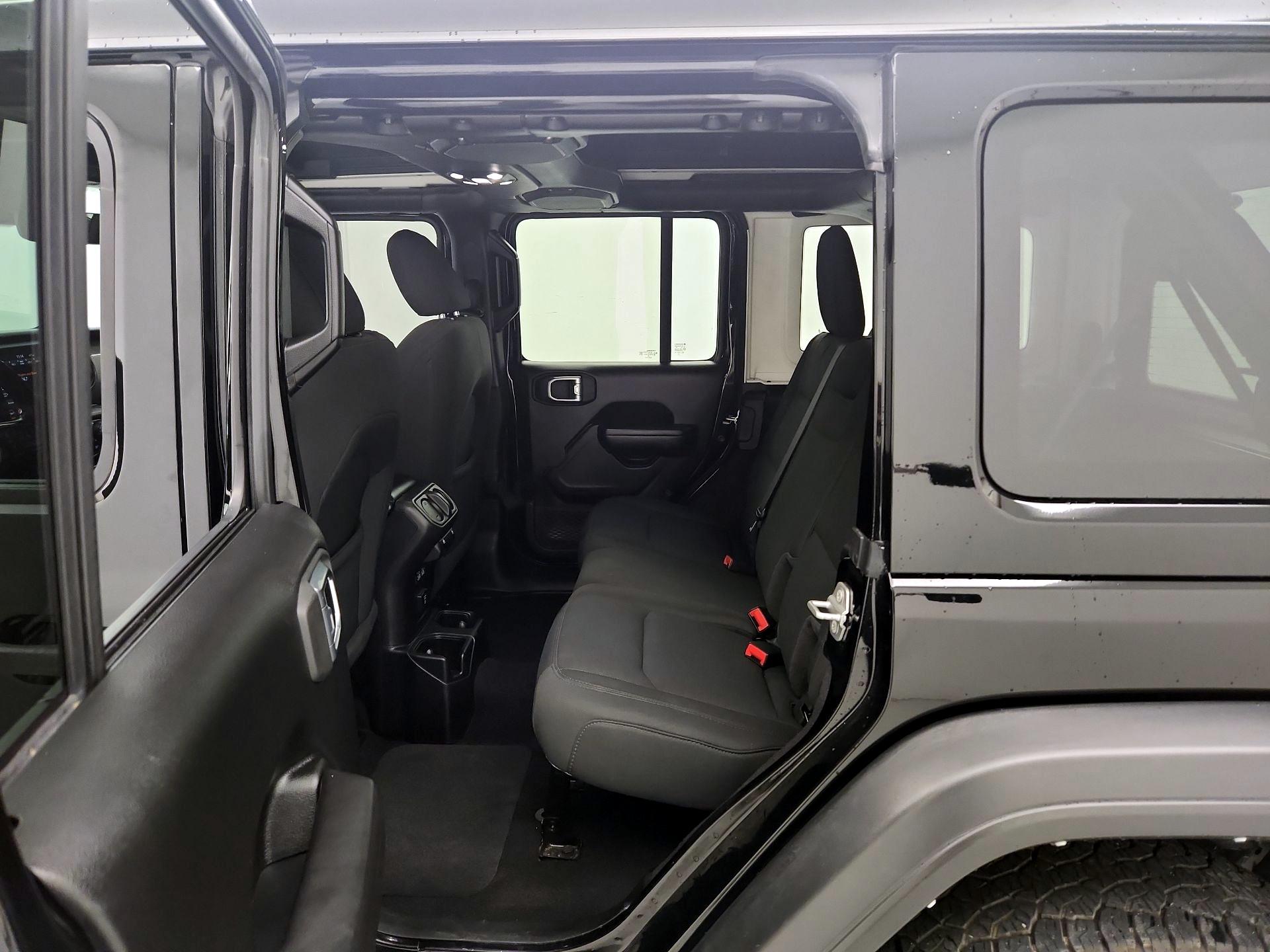 Thumbnail: 2021 Jeep Wrangler - 20