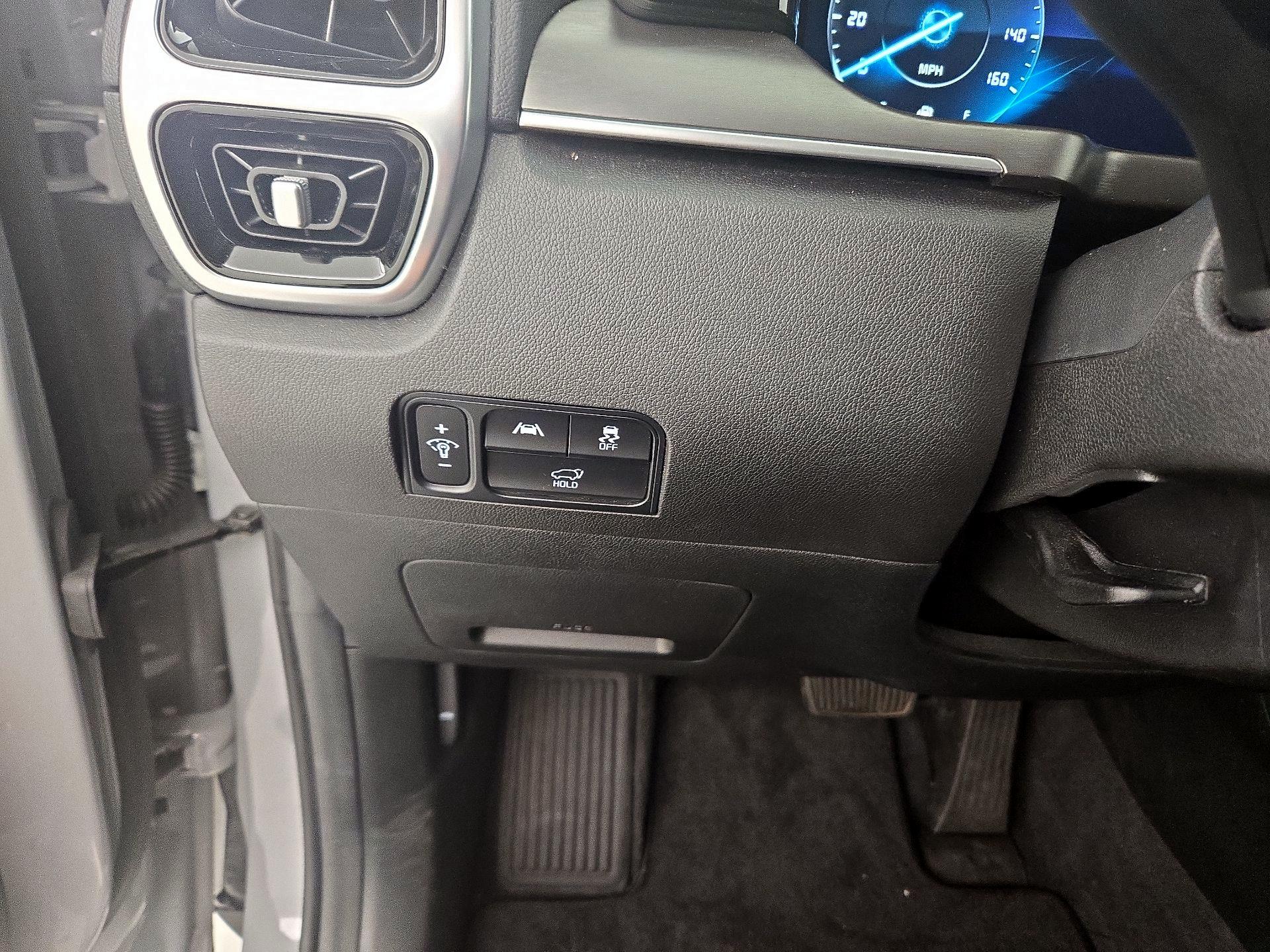 Thumbnail: 2023 Kia Sorento - 13