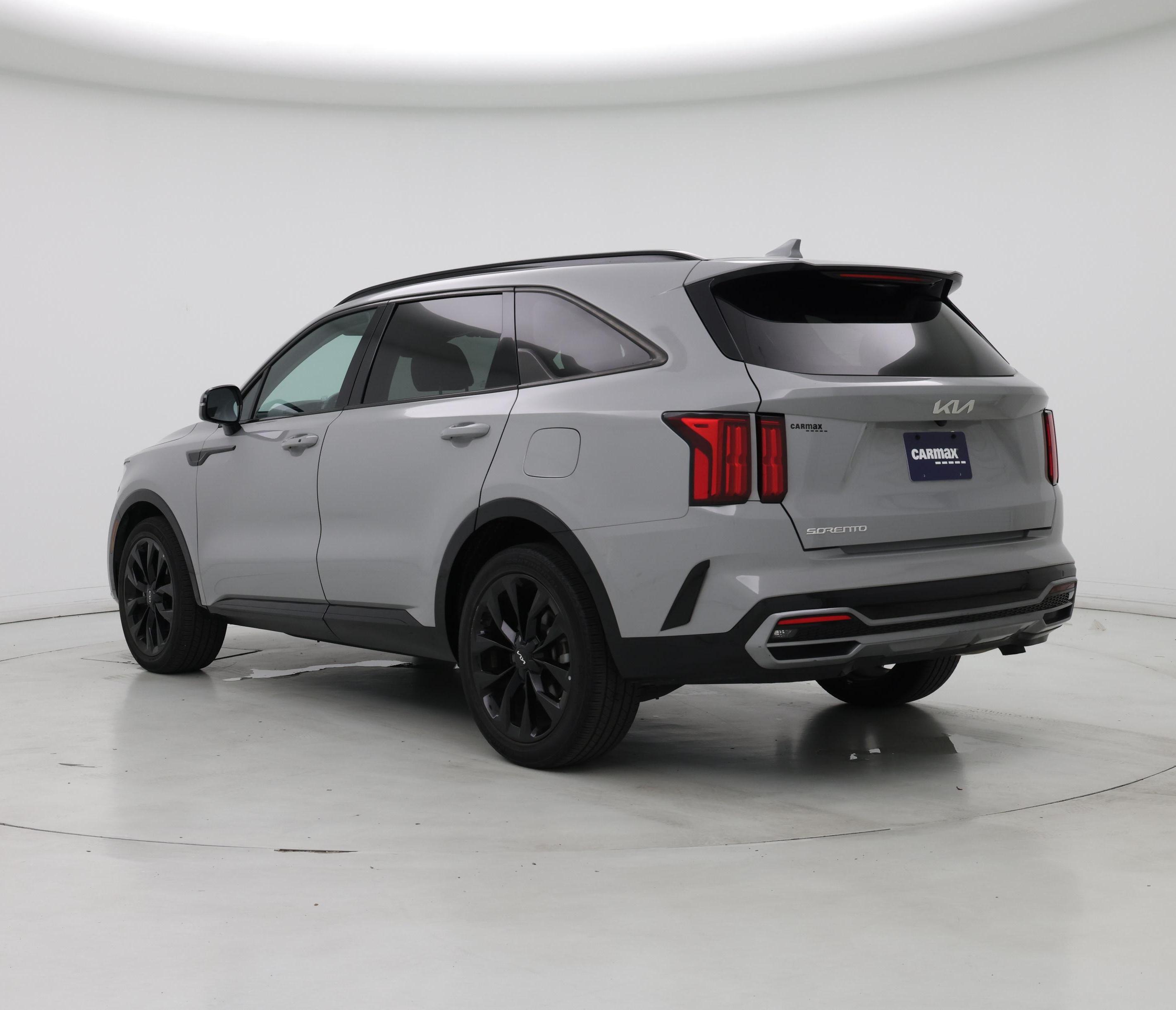 Thumbnail: 2023 Kia Sorento - 2