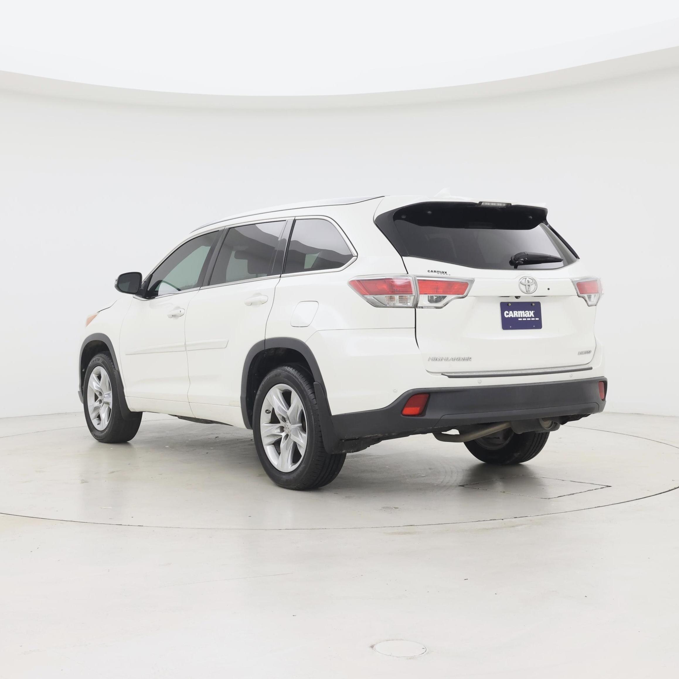 Thumbnail: 2014 Toyota Highlander - 2