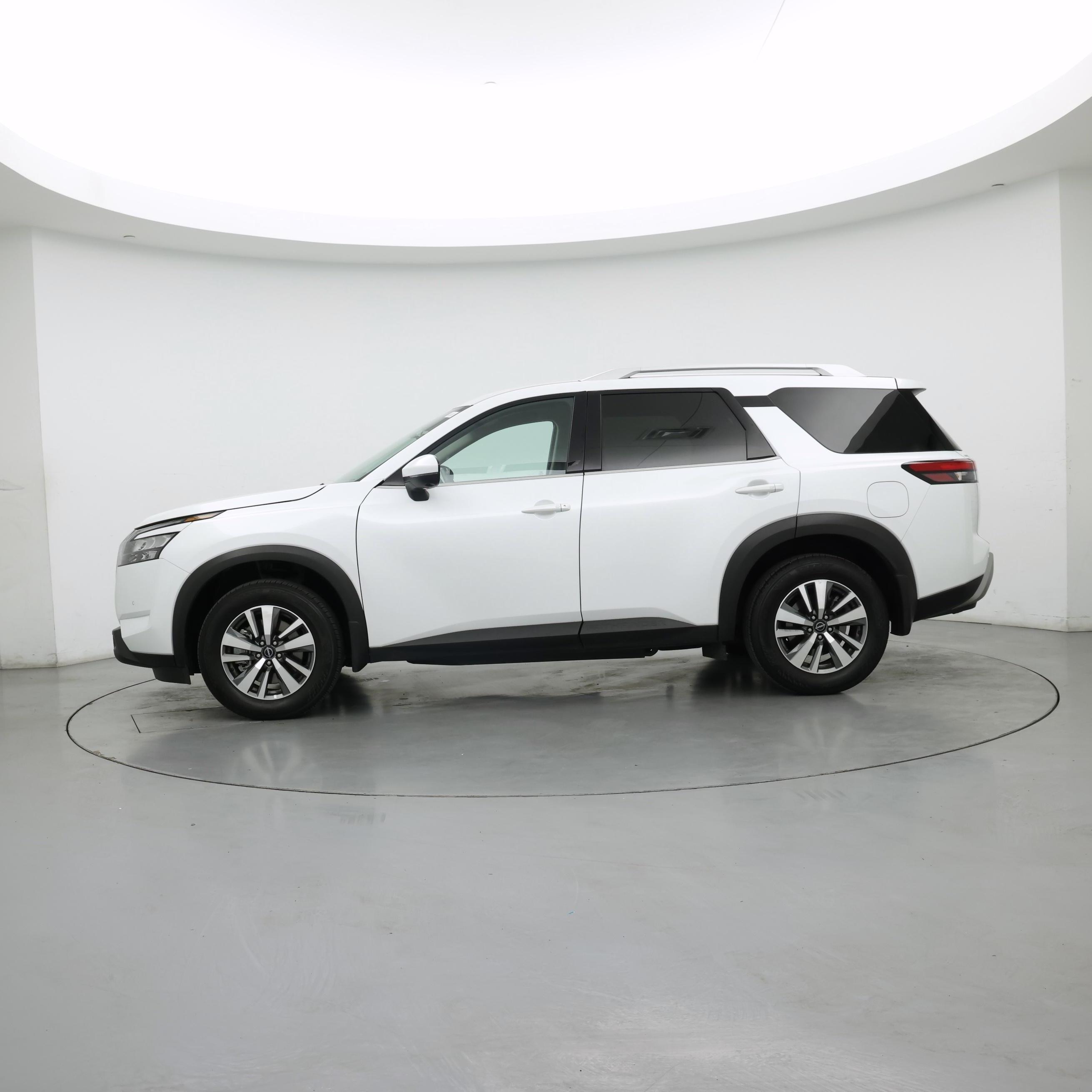 Thumbnail: 2025 Nissan Pathfinder - 3