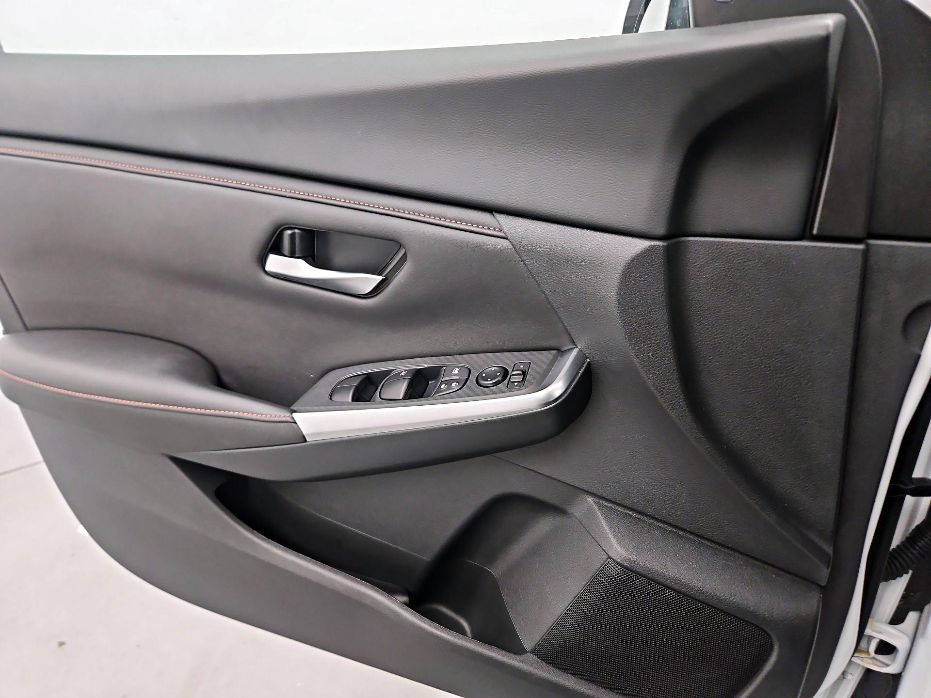 Thumbnail: 2025 Nissan Sentra - 12