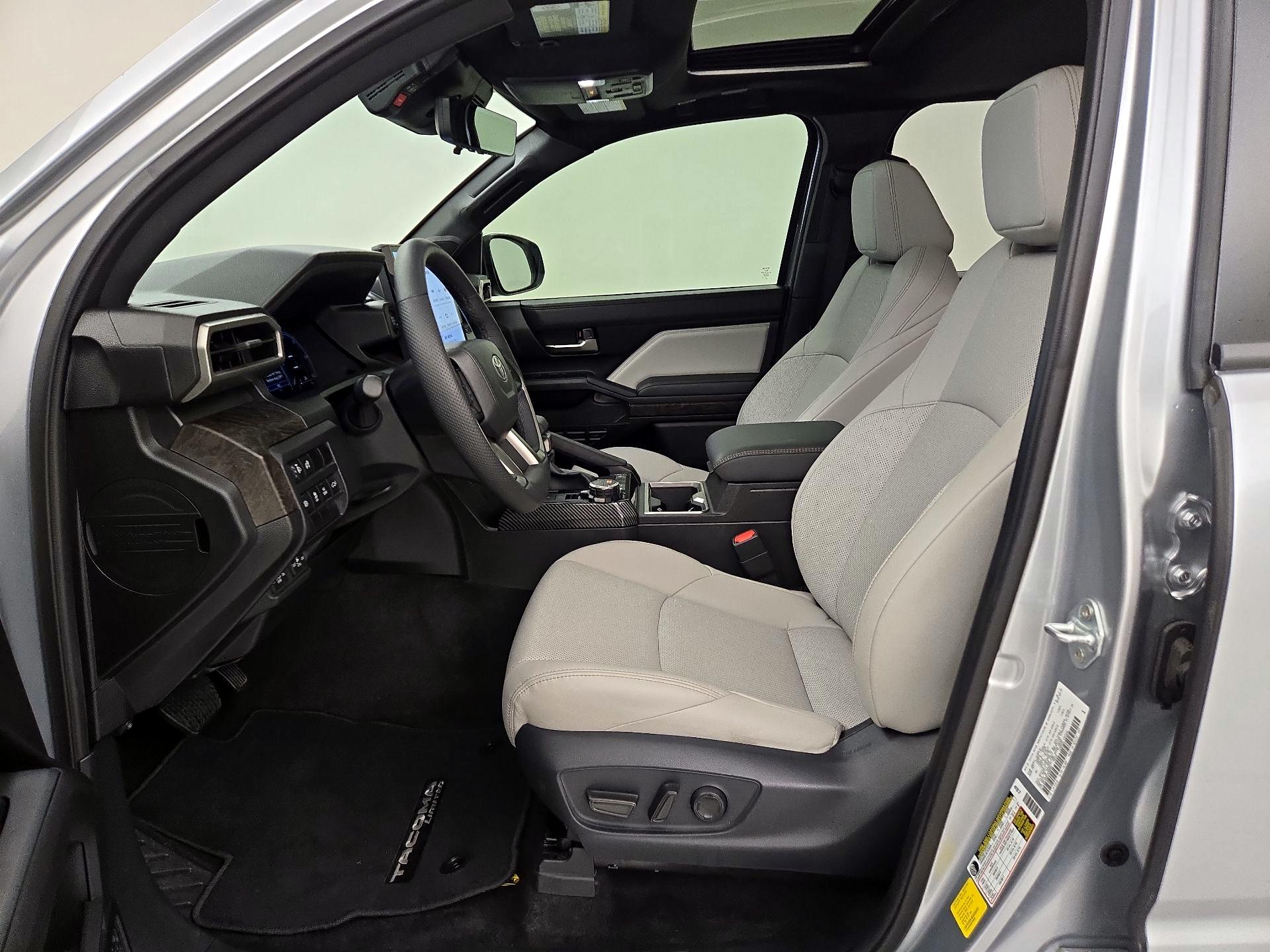 Thumbnail: 2024 Toyota Tacoma - 11