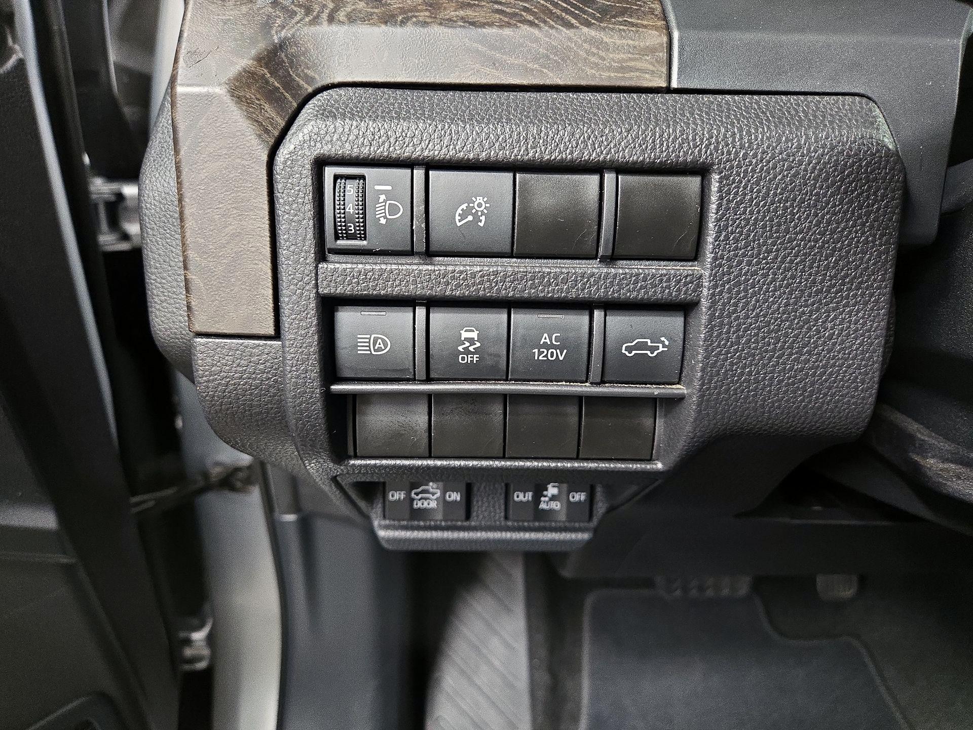 Thumbnail: 2024 Toyota Tacoma - 13