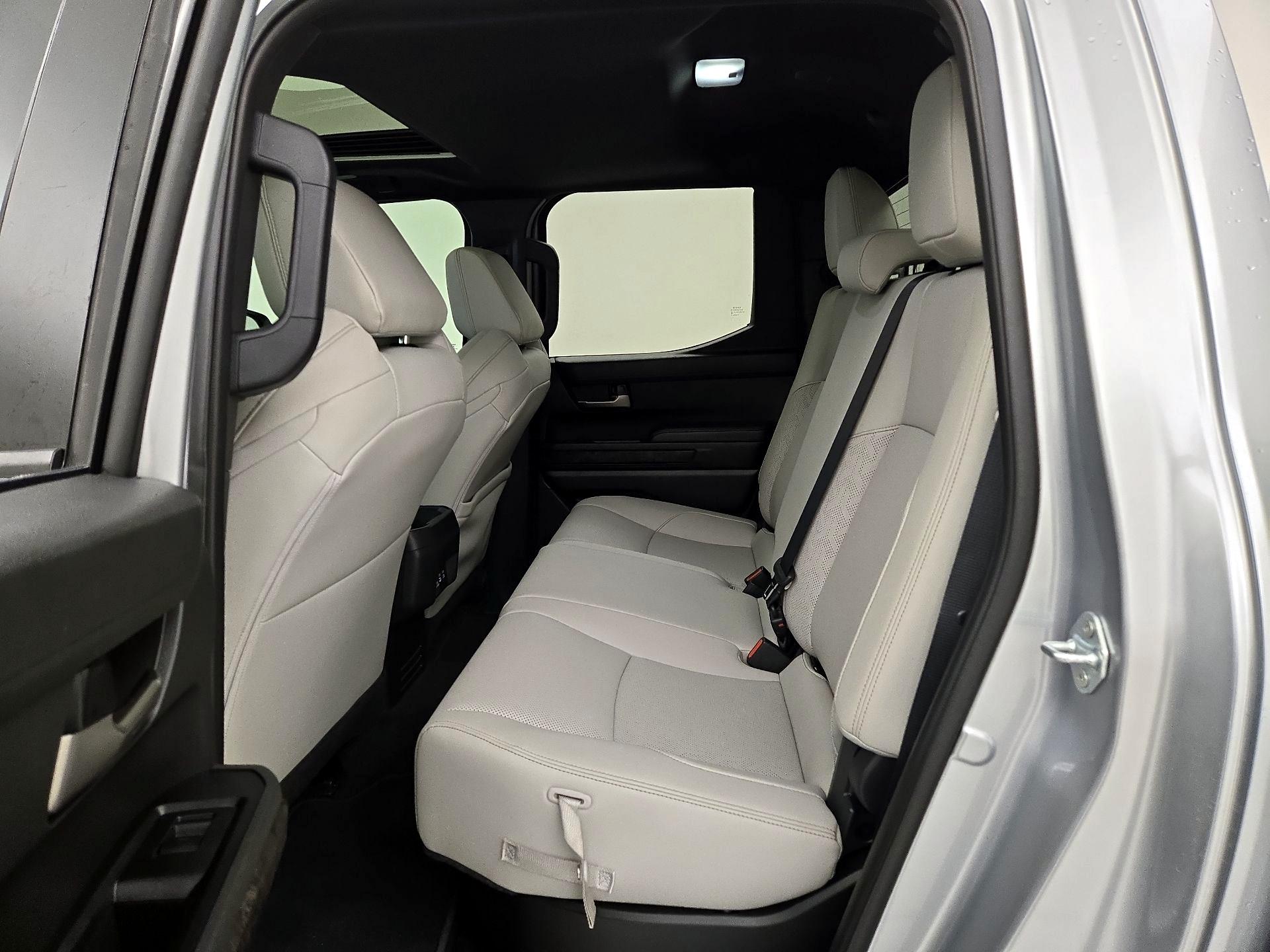 Thumbnail: 2024 Toyota Tacoma - 20