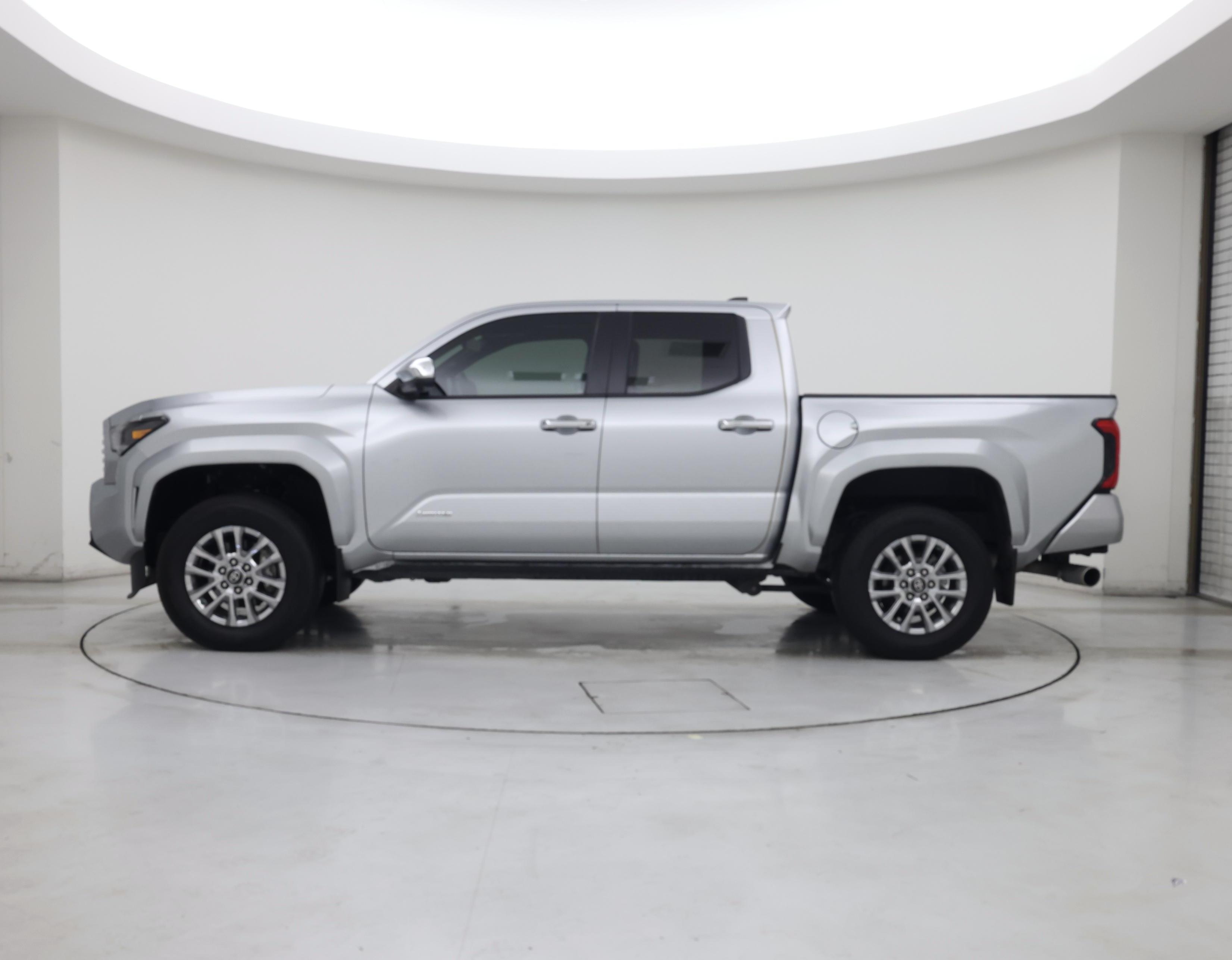 Thumbnail: 2024 Toyota Tacoma - 3