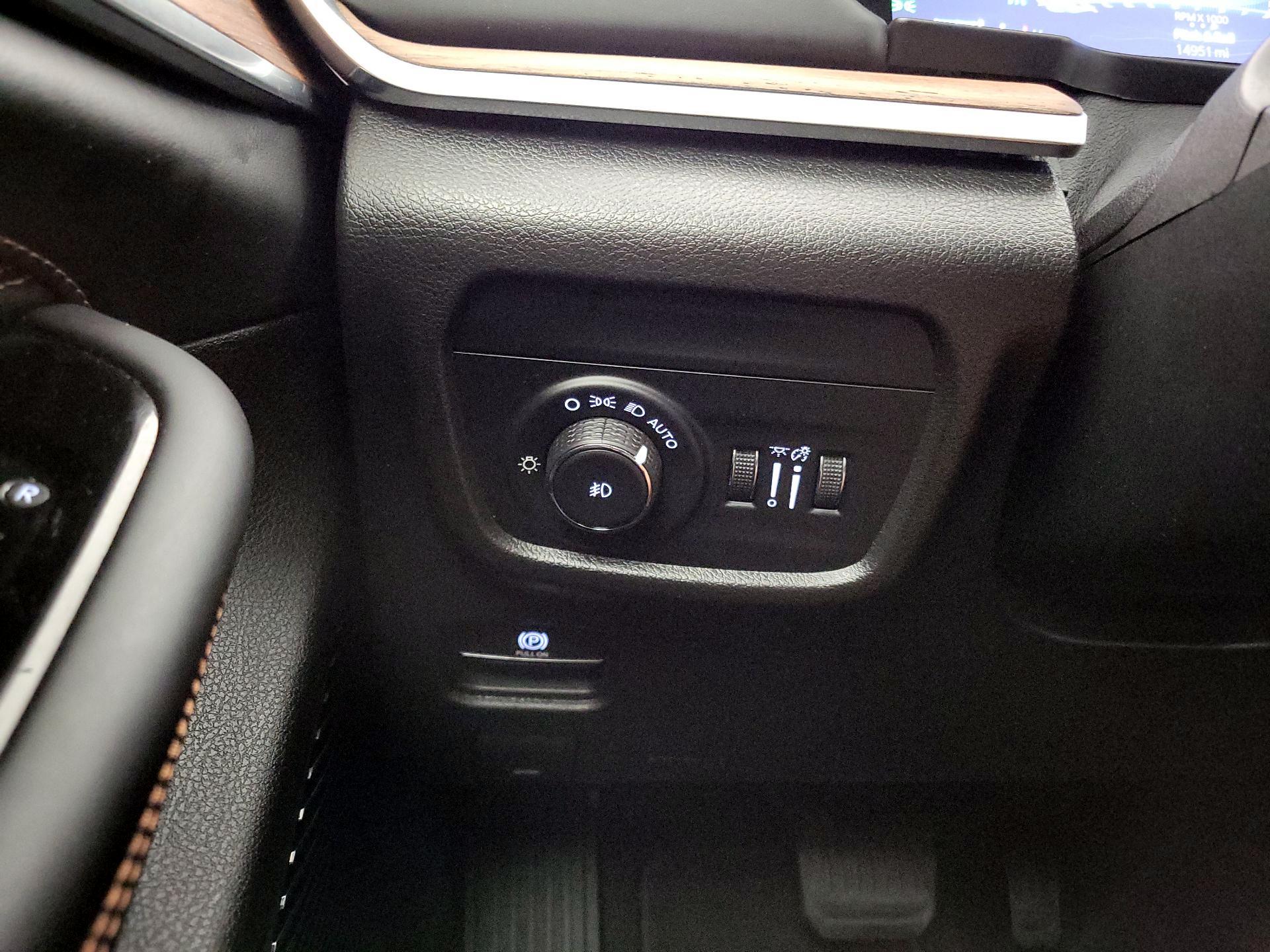 Thumbnail: 2023 Jeep Grand Cherokee - 13