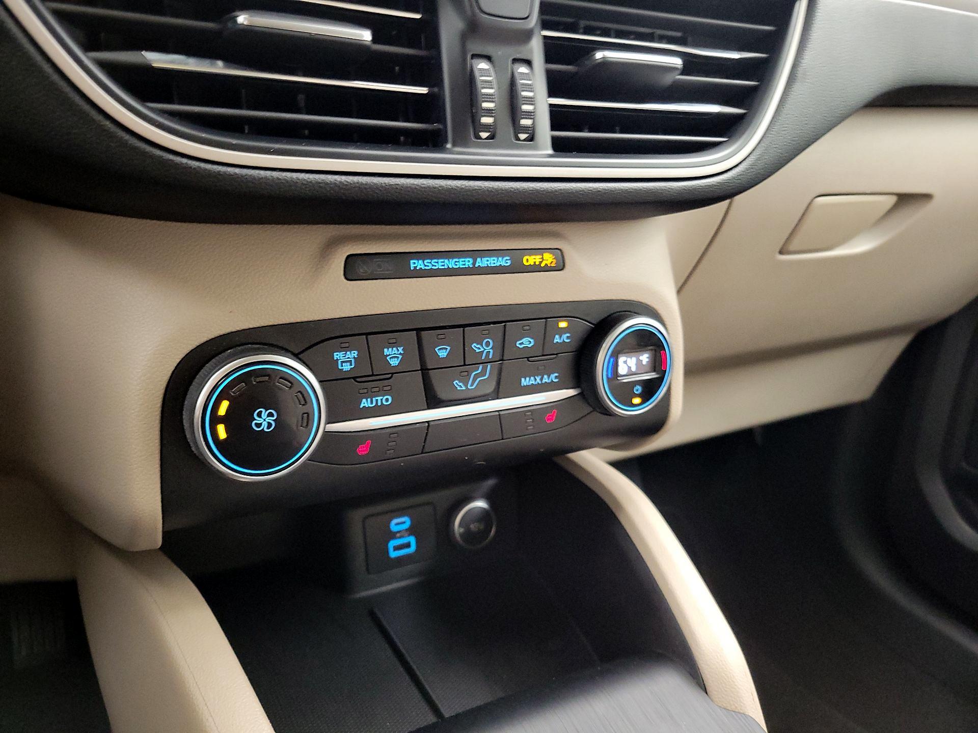 Thumbnail: 2020 Ford Escape - 16