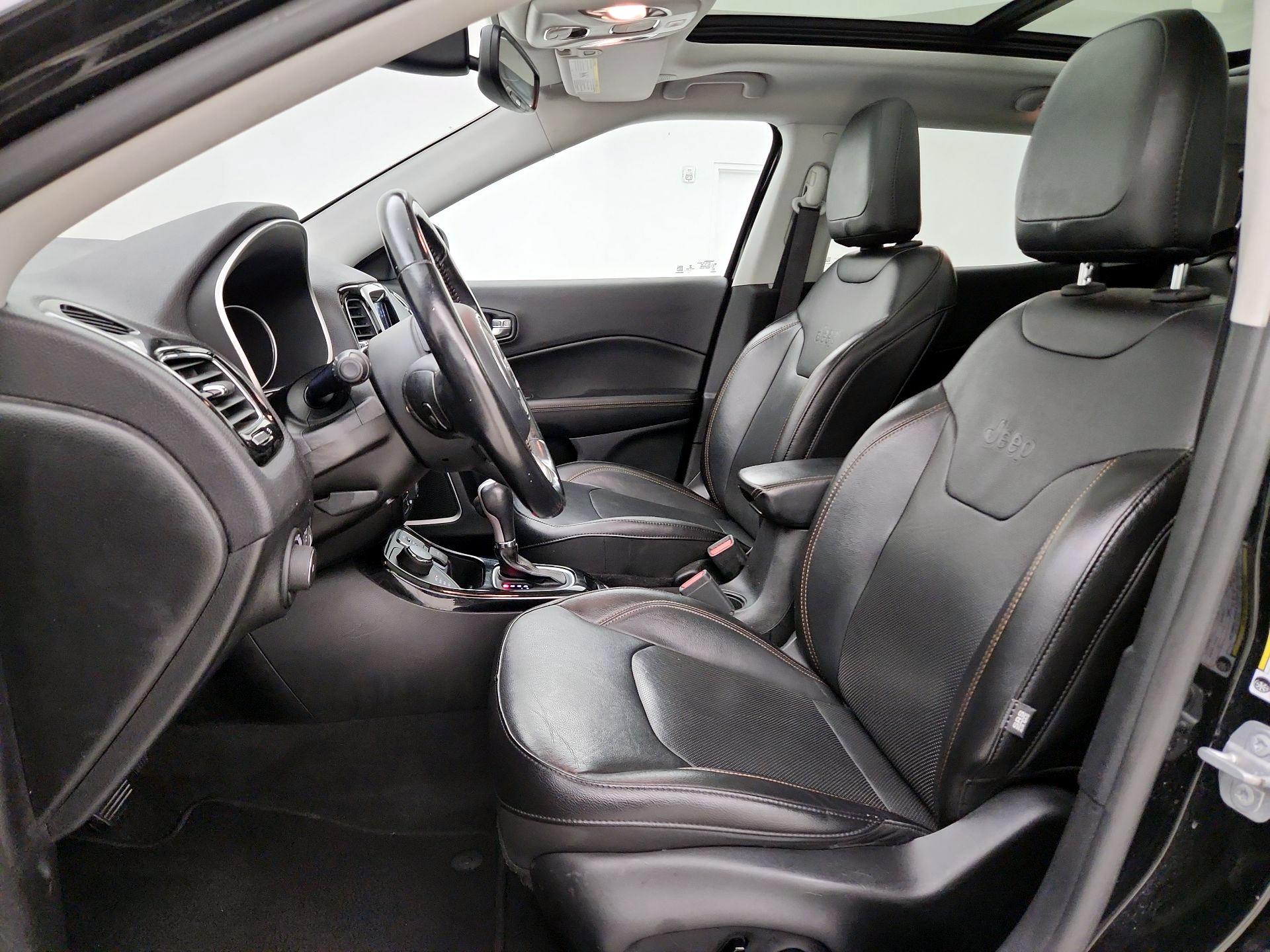 Thumbnail: 2020 Jeep Compass - 11