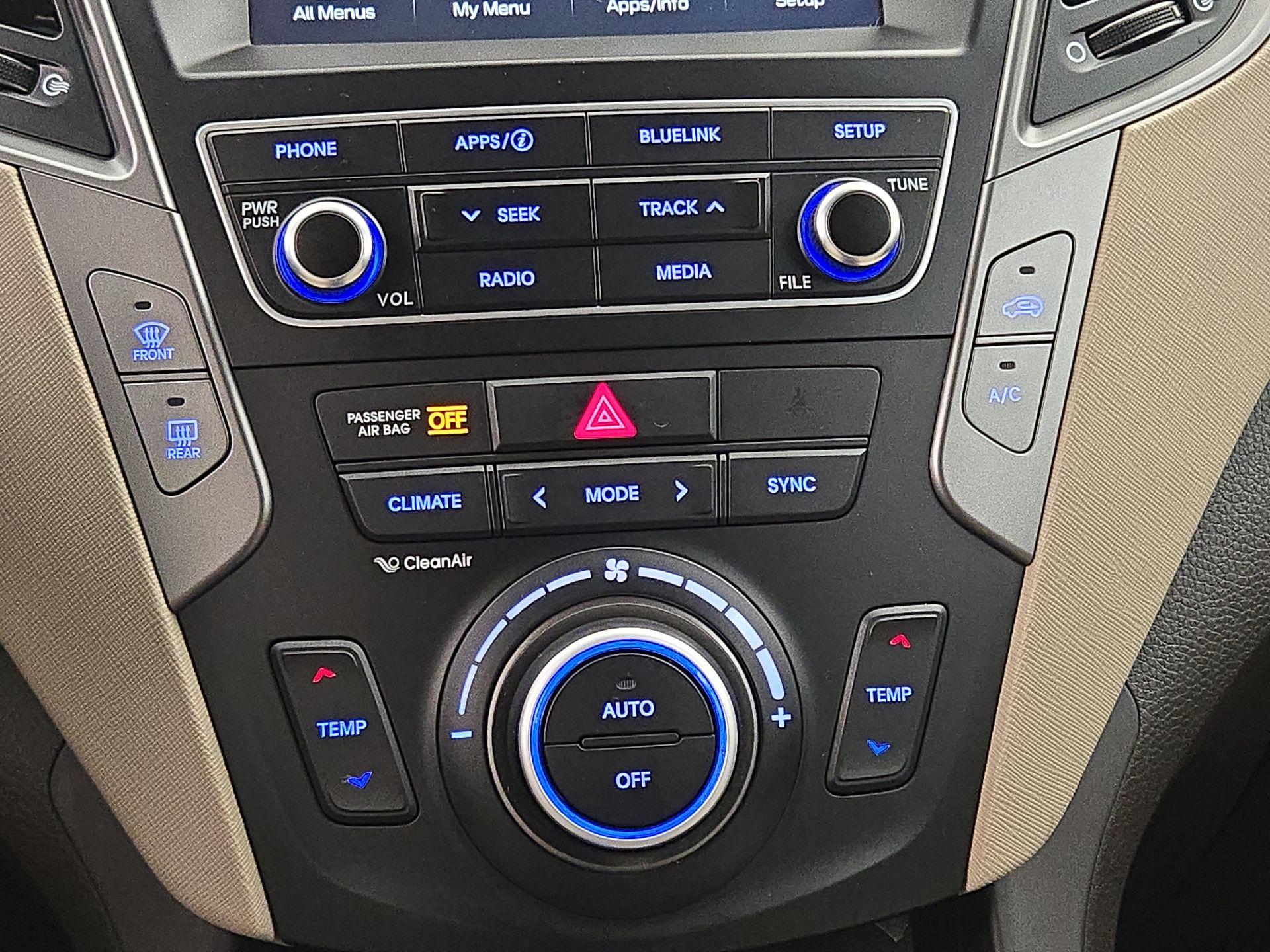 Thumbnail: 2017 Hyundai Santa Fe - 16