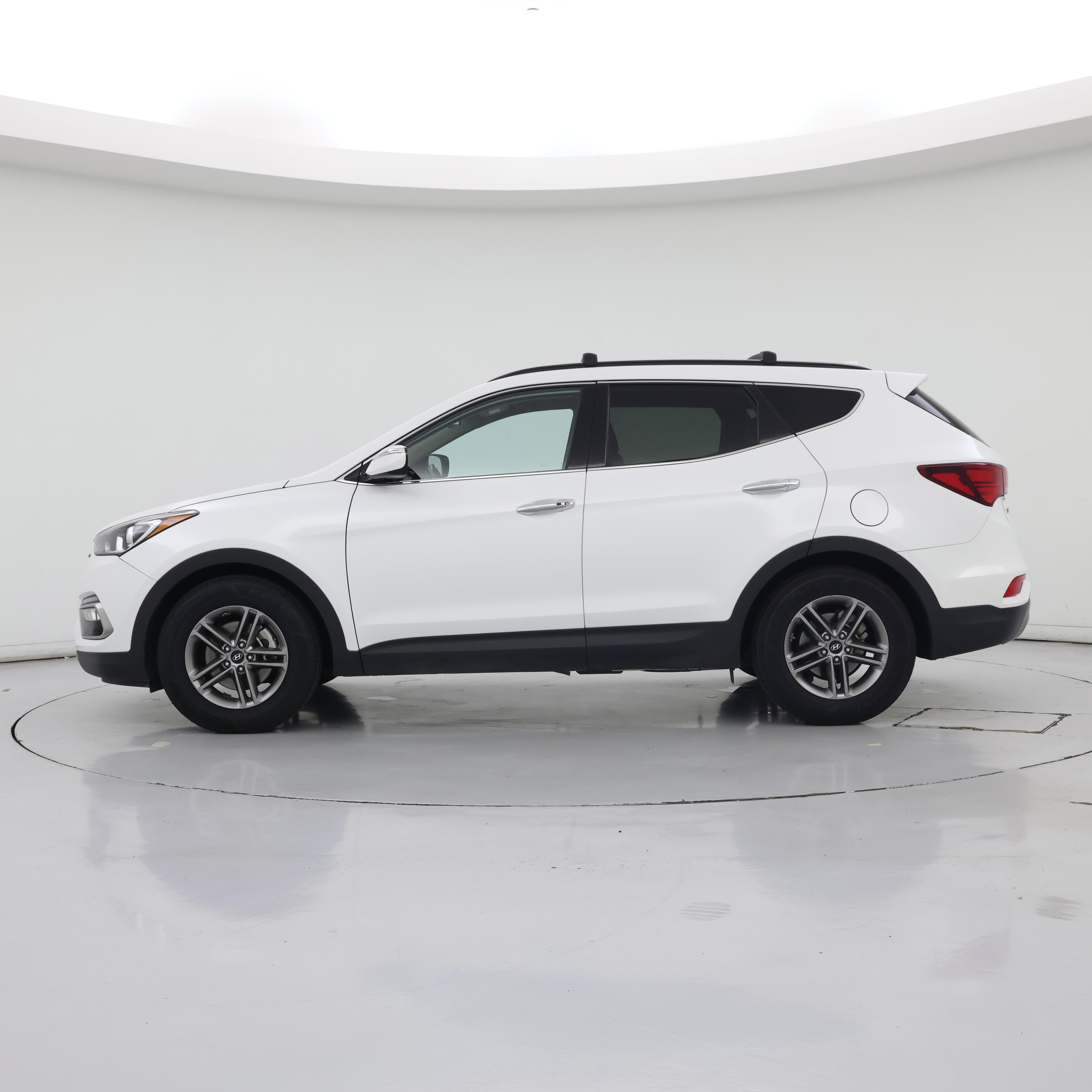 Thumbnail: 2017 Hyundai Santa Fe - 3