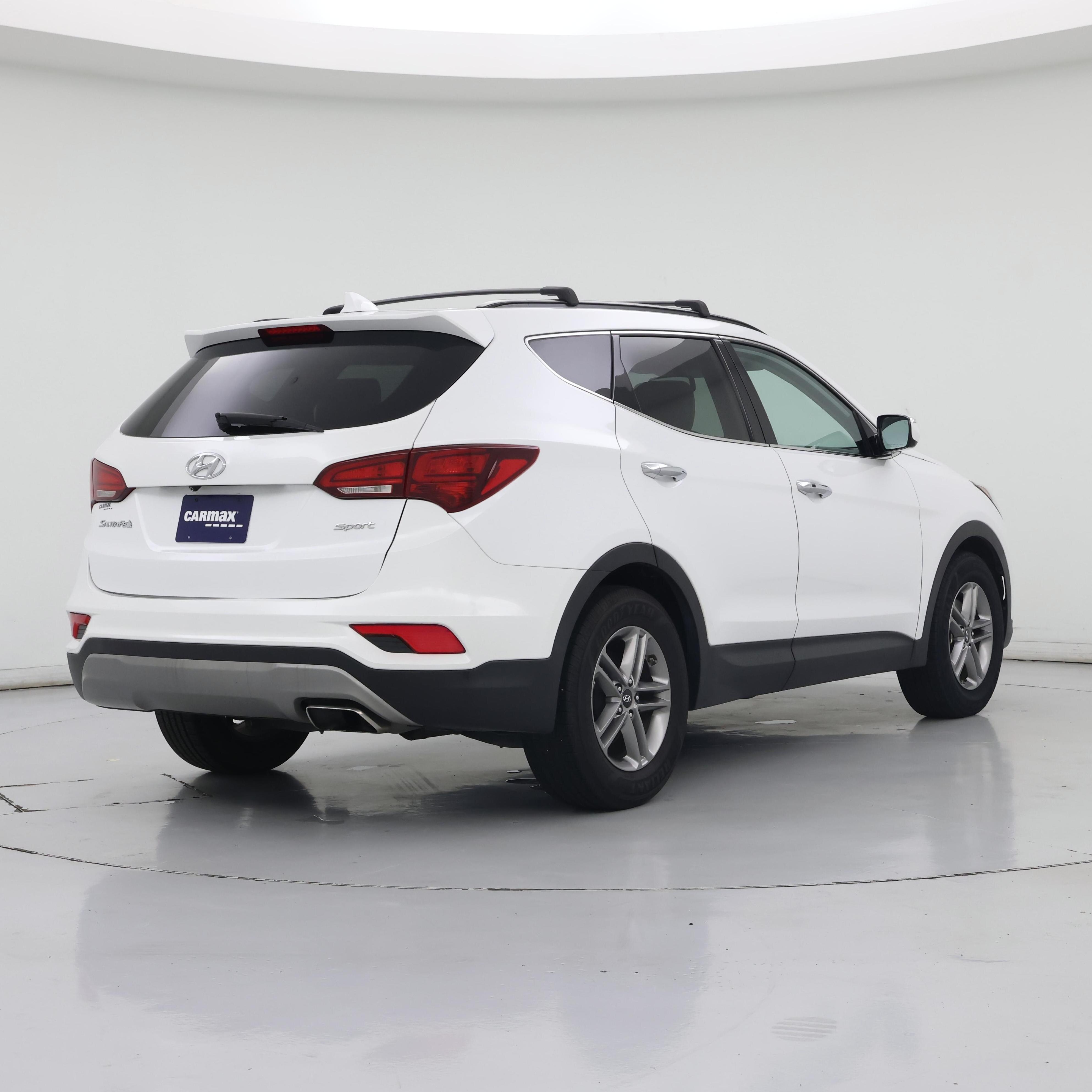 Thumbnail: 2017 Hyundai Santa Fe - 8