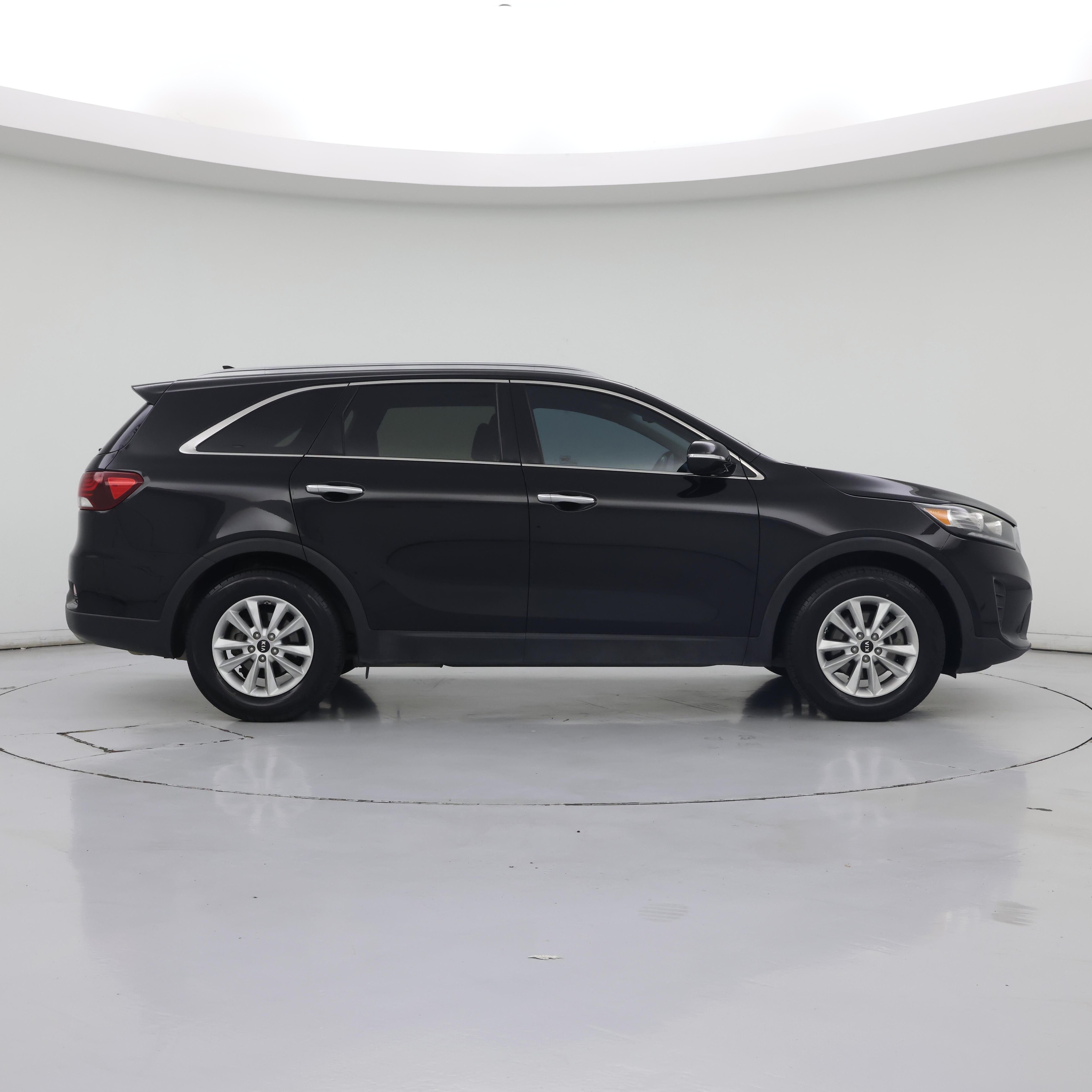 Thumbnail: 2019 Kia Sorento - 7