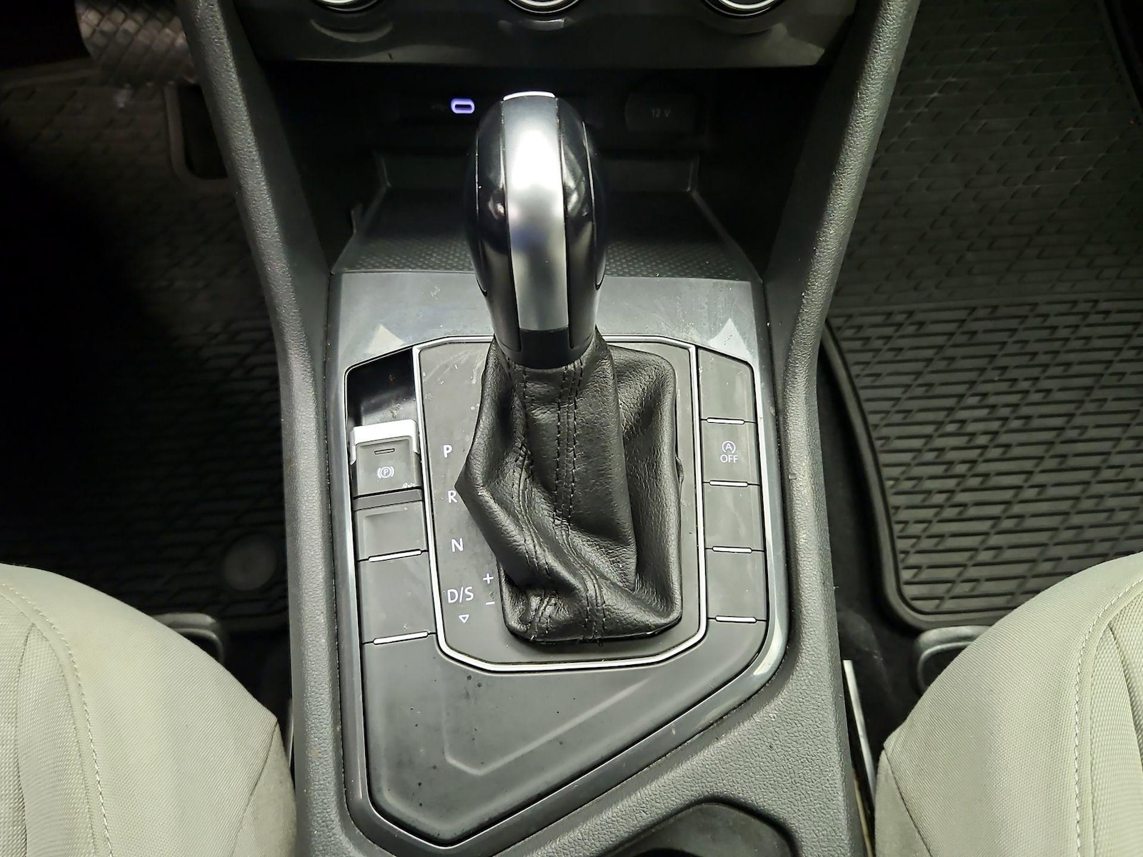 2020 Volkswagen Tiguan S - Photo 18
