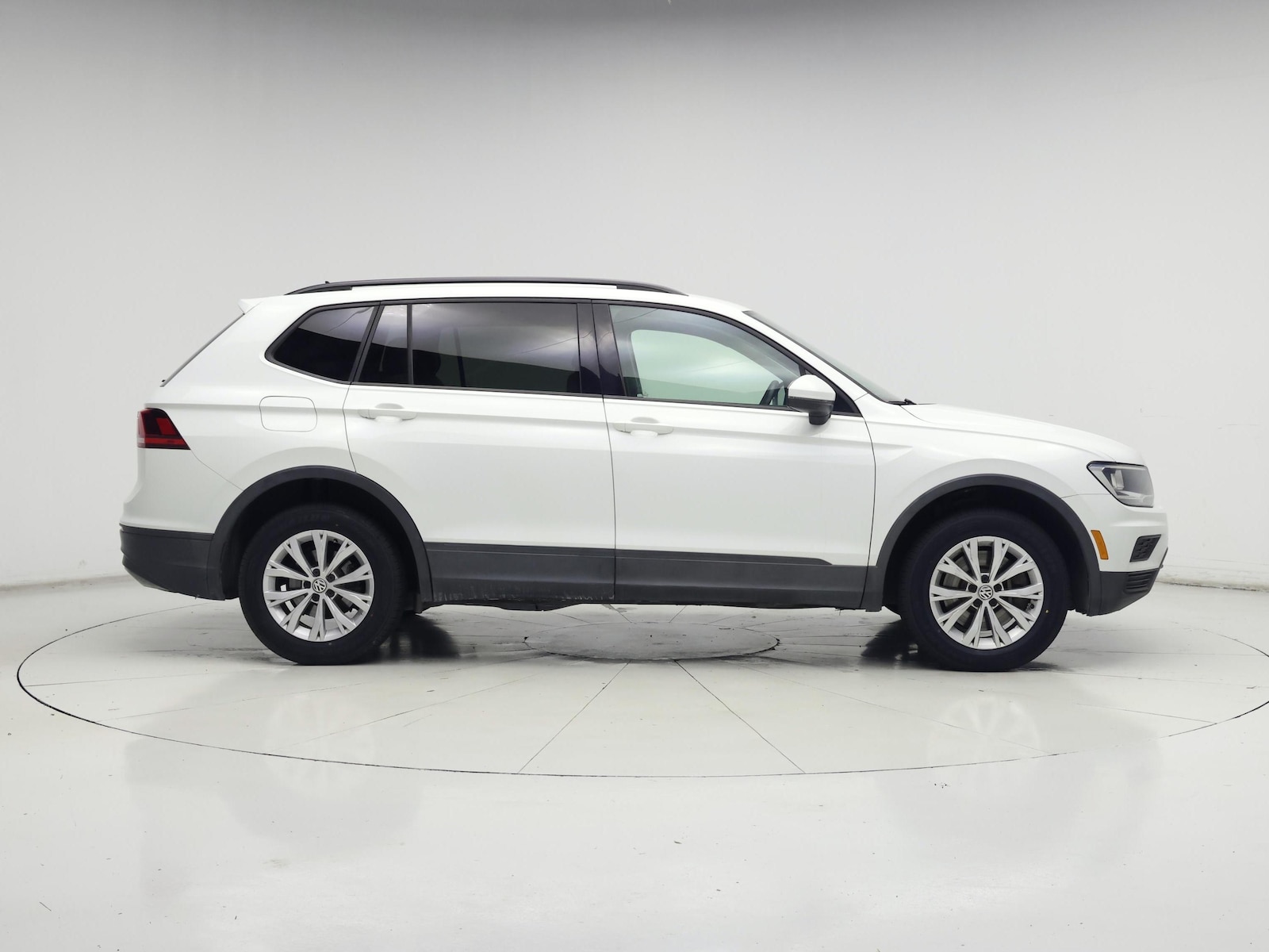 2020 Volkswagen Tiguan S - Photo 8