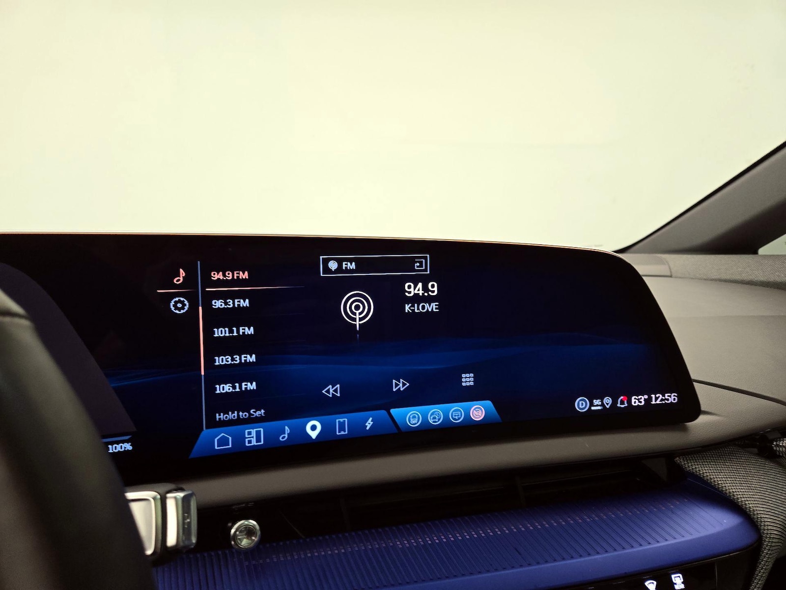 2025 Cadillac OPTIQ Sport 1 - Photo 17