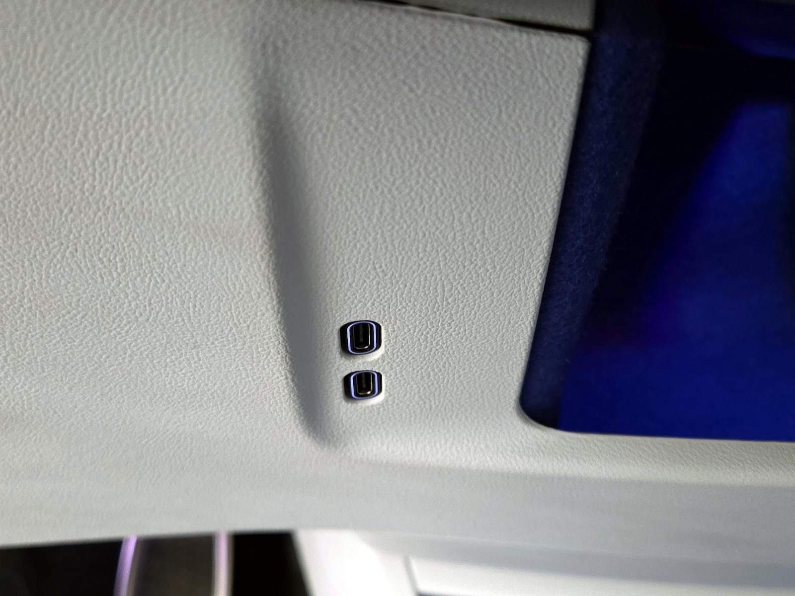 2025 Cadillac OPTIQ Sport 1 - Photo 20