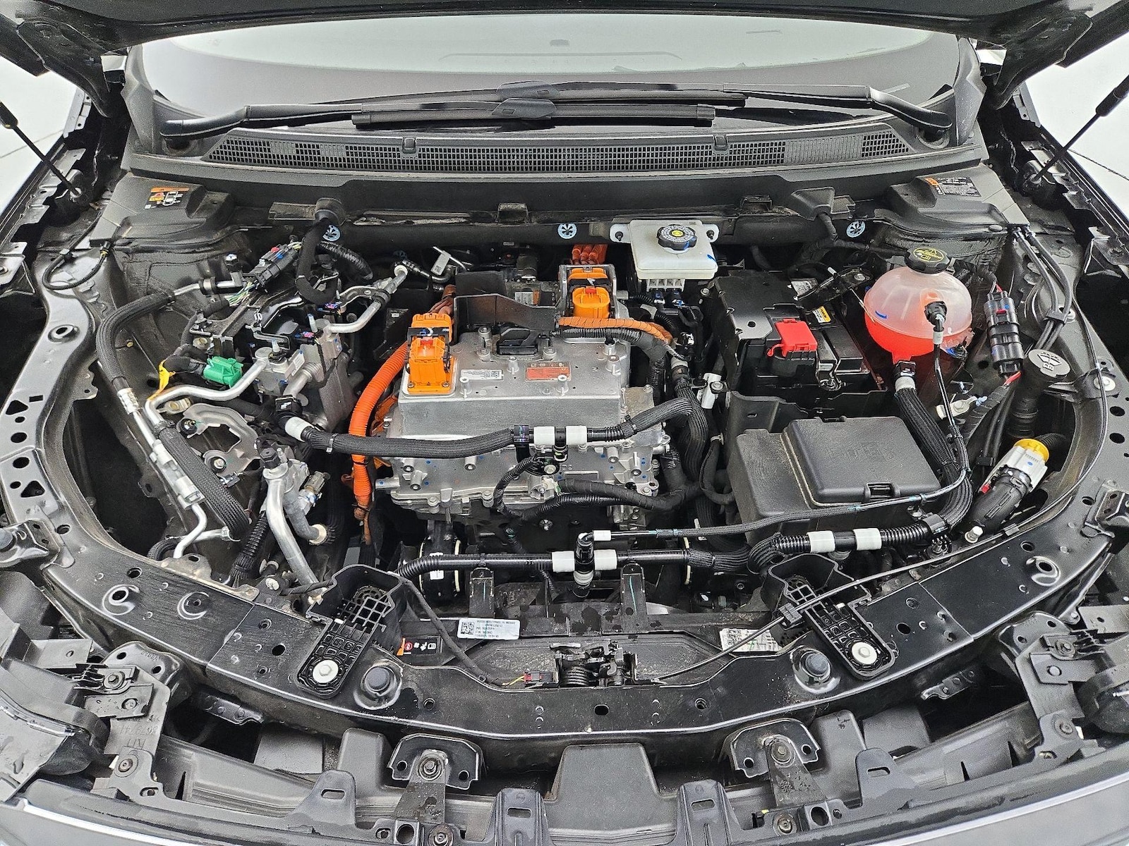 2025 Cadillac OPTIQ Sport 1 - Photo 24