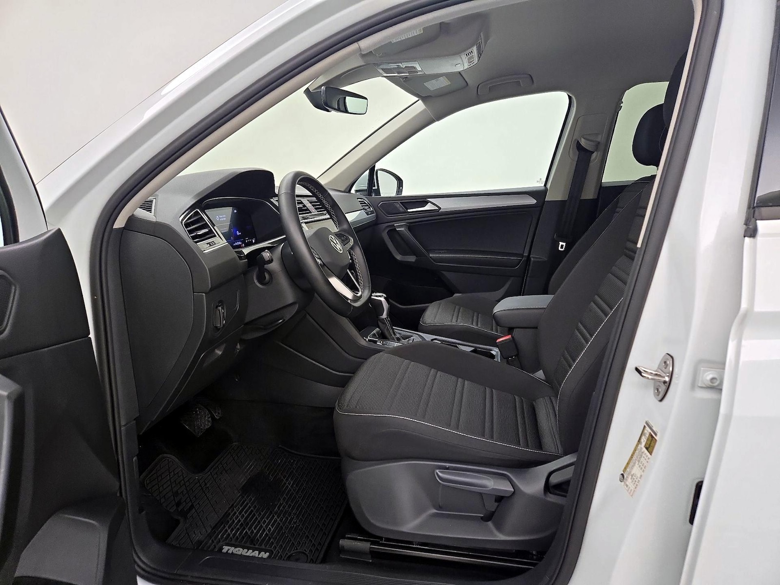 2024 Volkswagen Tiguan S - Photo 12