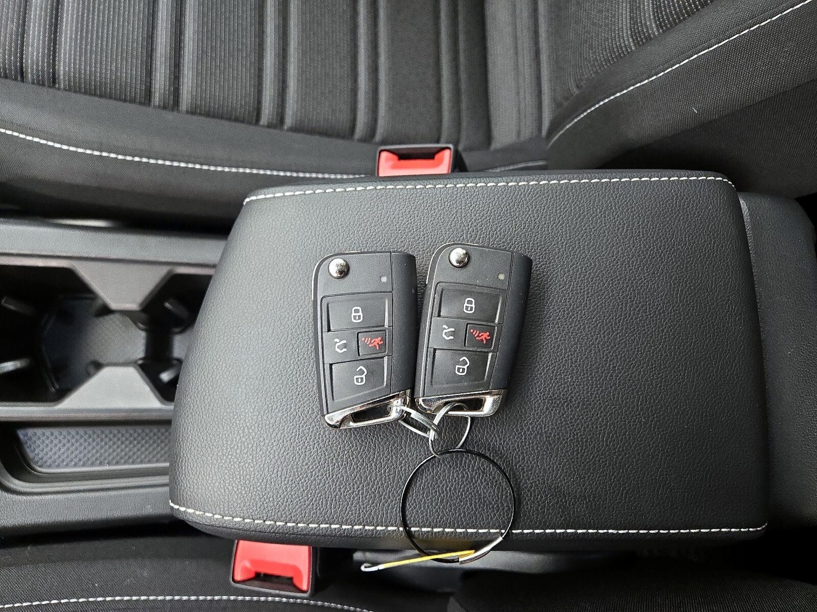 2024 Volkswagen Tiguan S - Photo 24