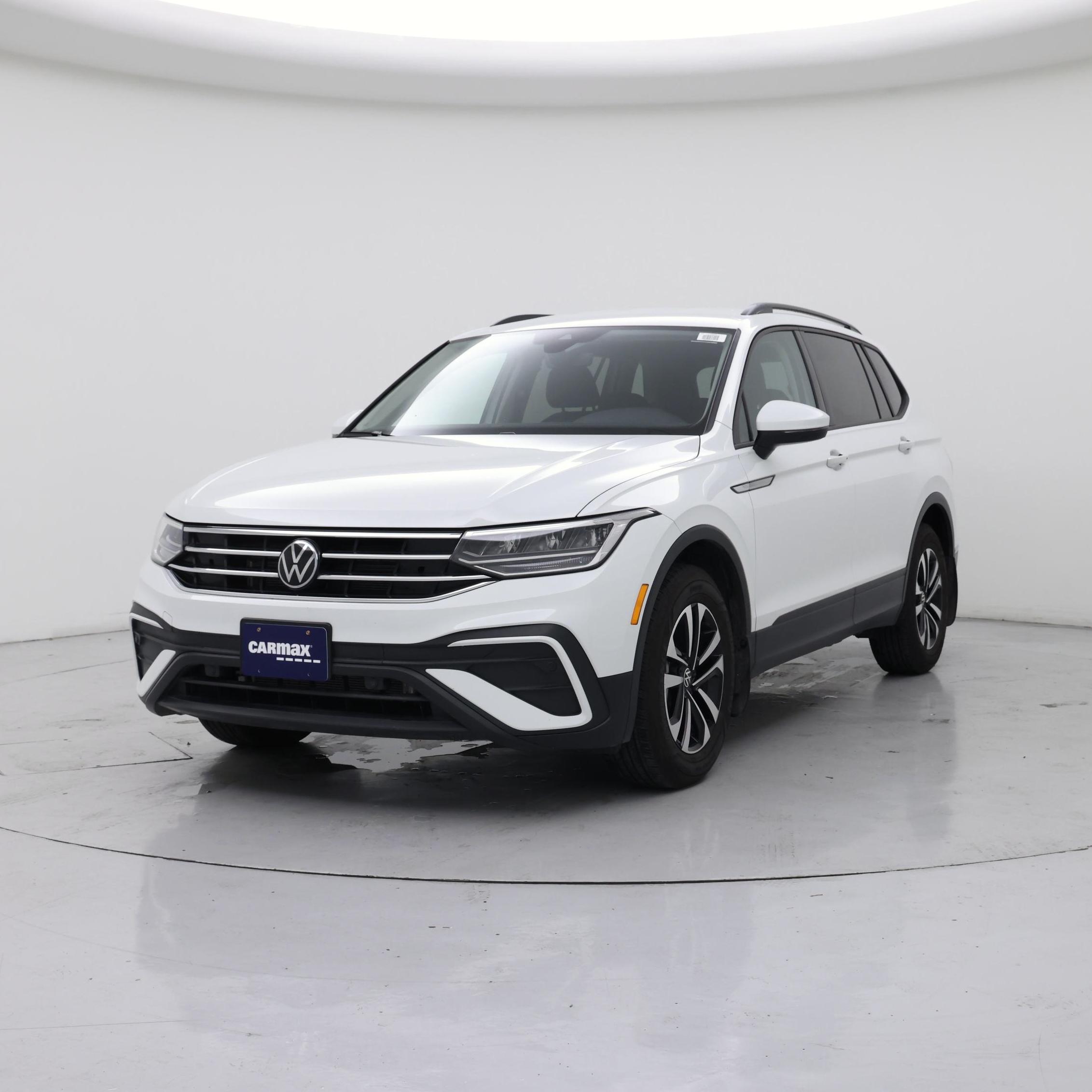 Thumbnail: 2024 Volkswagen Tiguan - 4