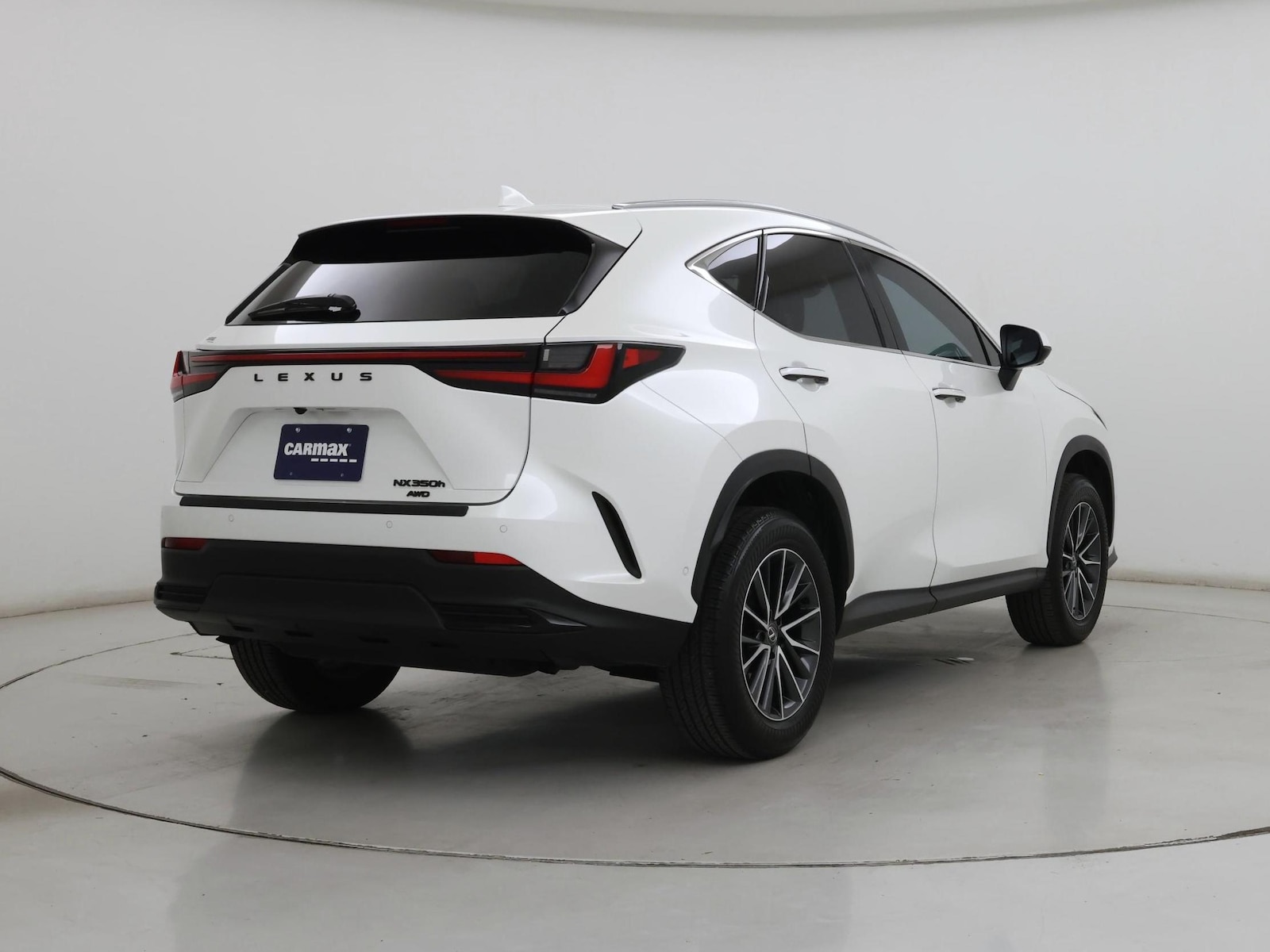 2025 Lexus NX Hybrid 350h - Photo 9