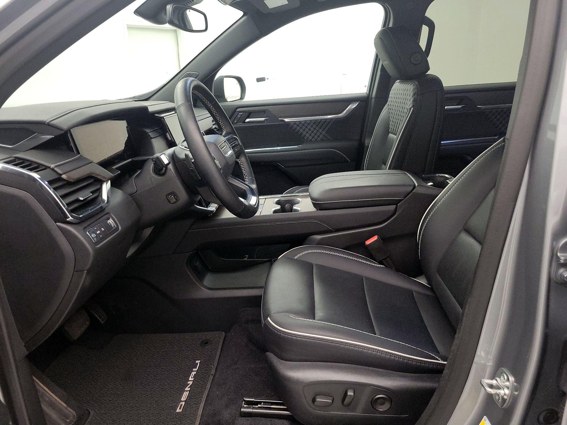 Thumbnail: 2025 GMC Acadia - 11