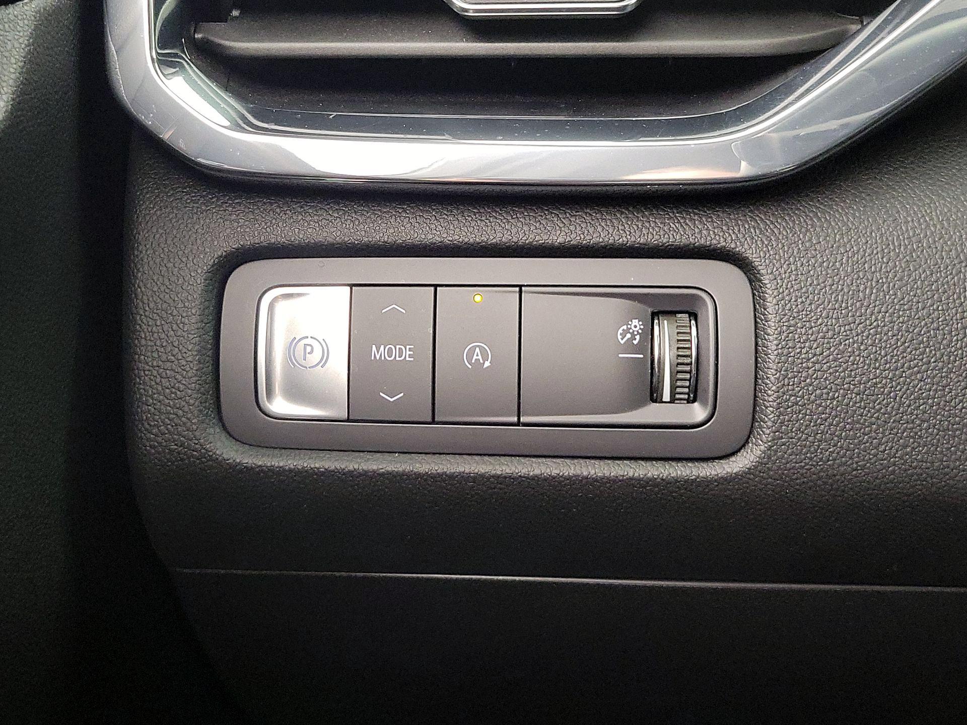 Thumbnail: 2025 GMC Acadia - 13