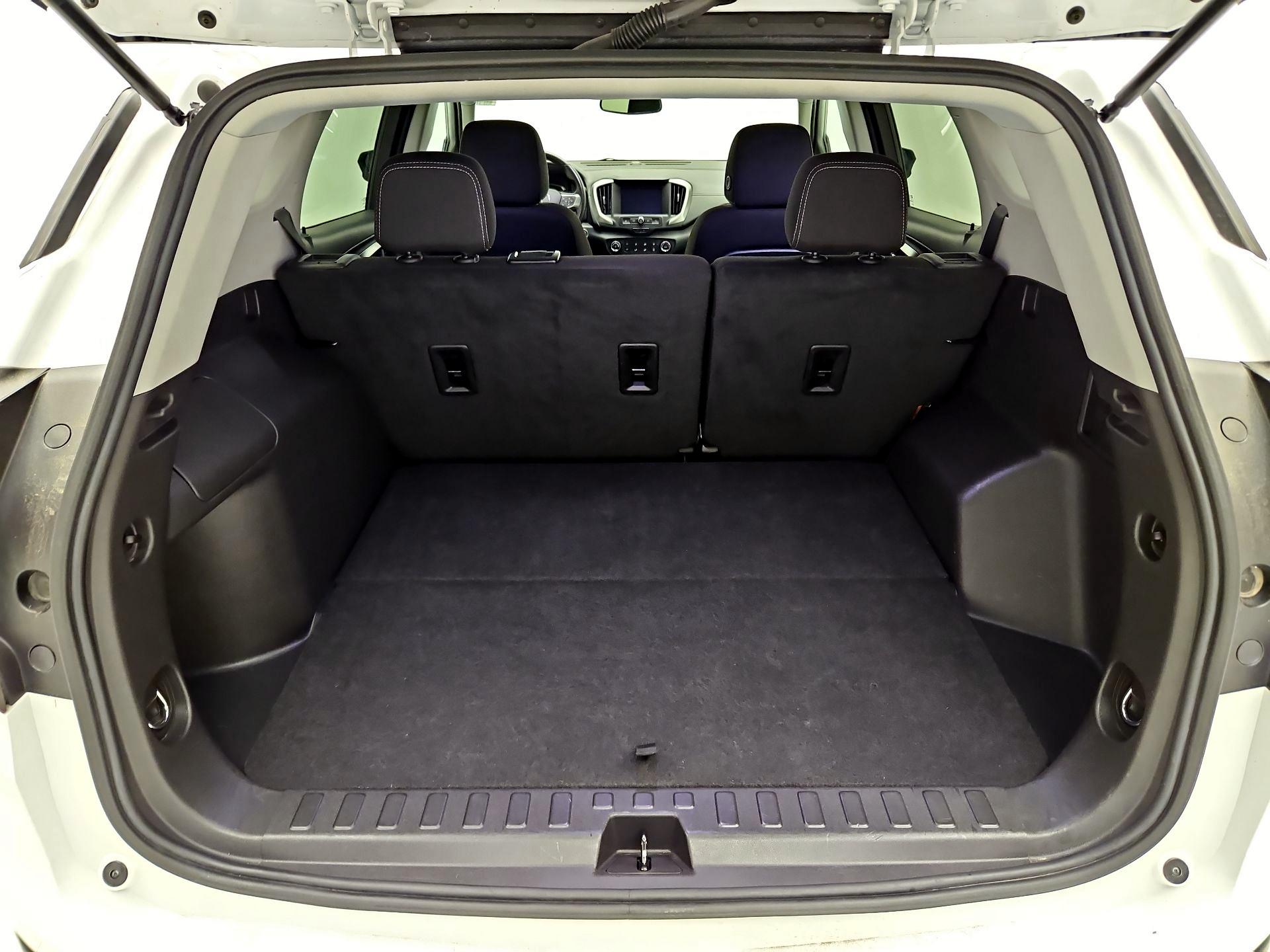 Thumbnail: 2024 GMC Terrain - 18