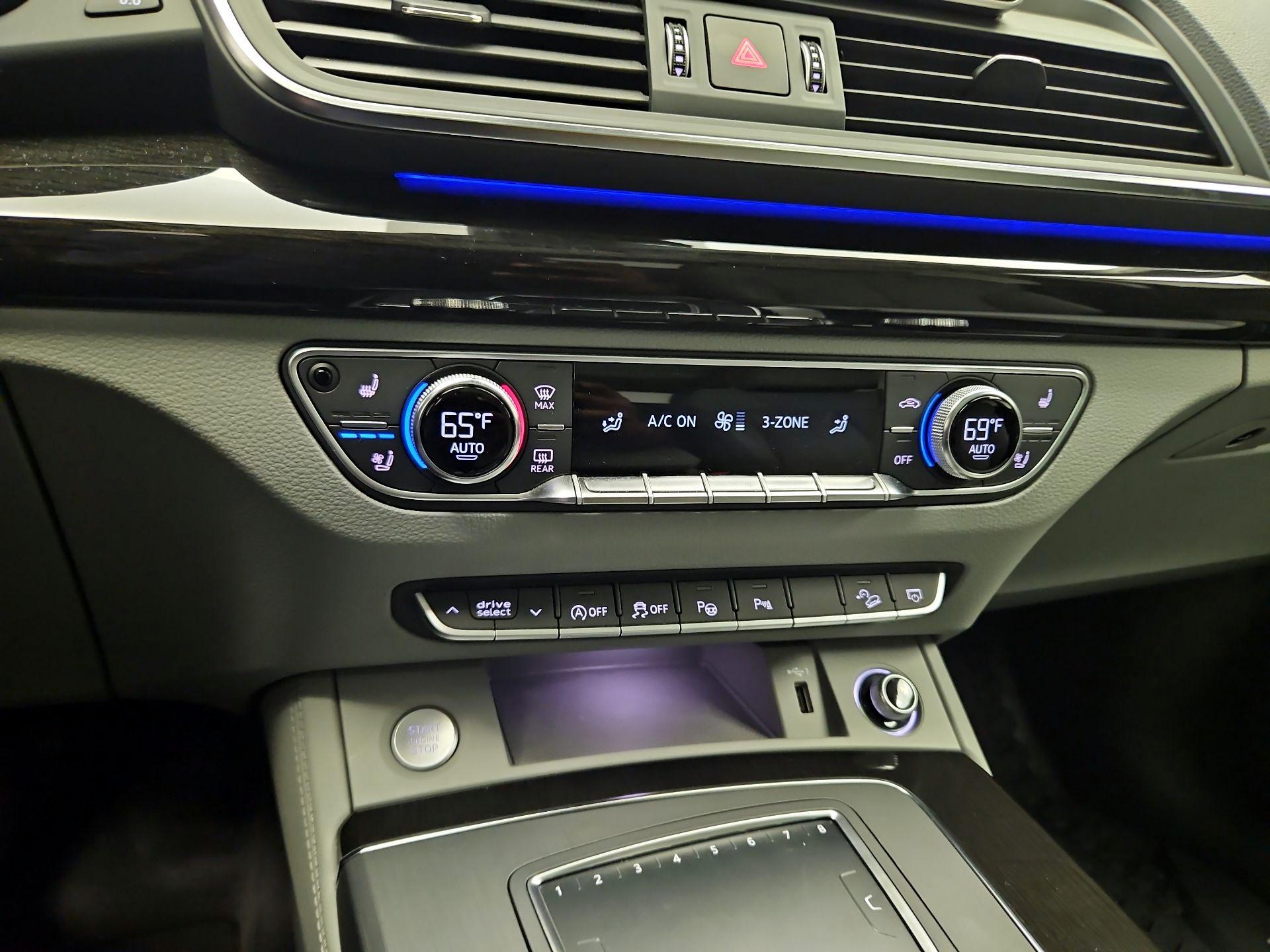 Thumbnail: 2020 Audi Q5 - 15