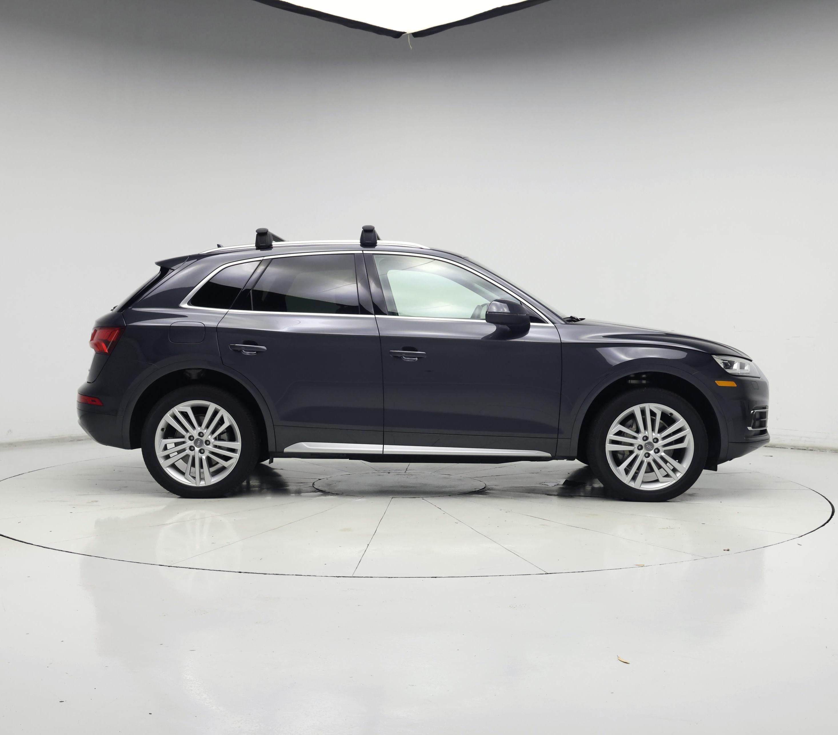 Thumbnail: 2020 Audi Q5 - 7