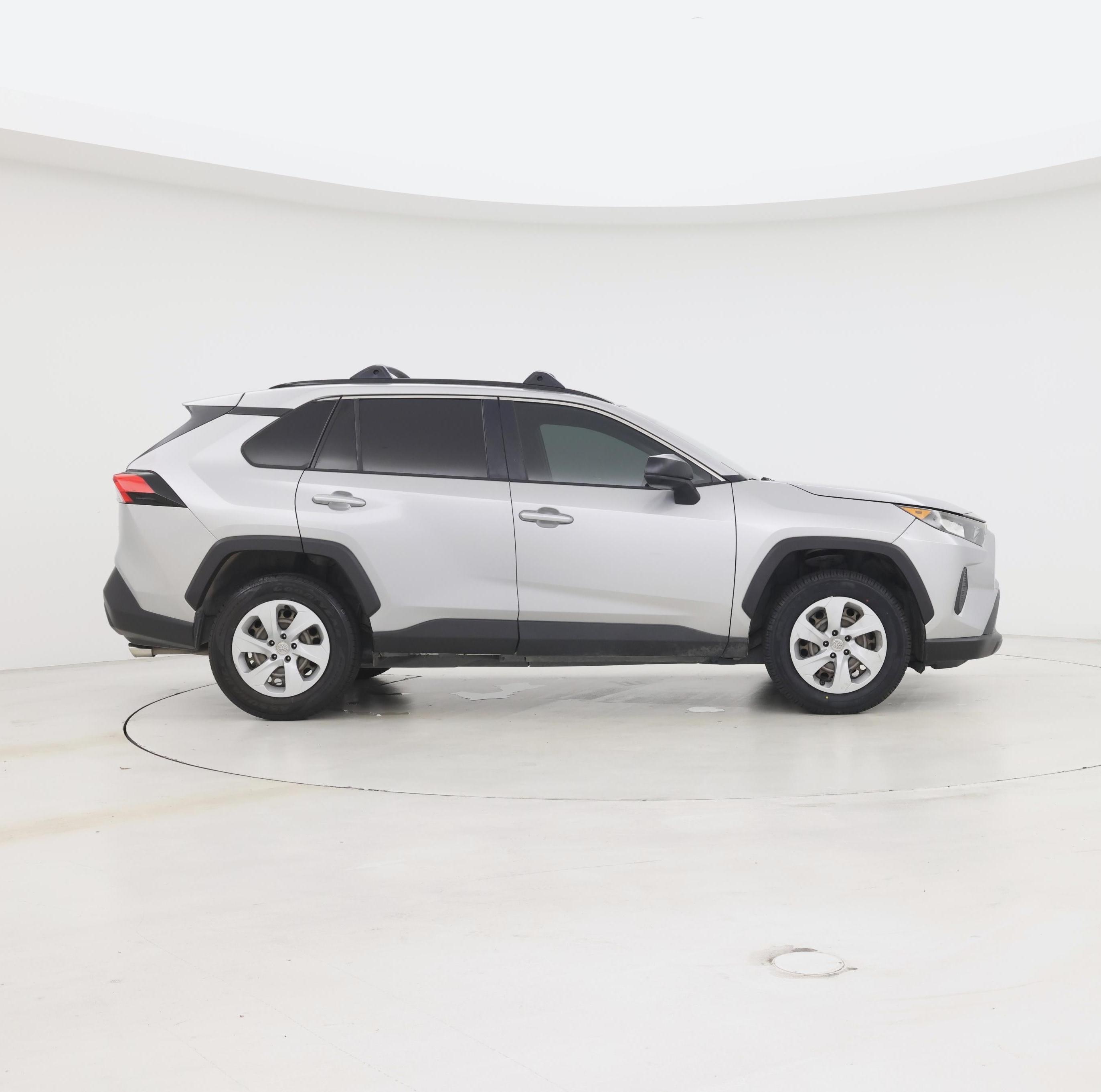 Thumbnail: 2019 Toyota RAV4 - 7