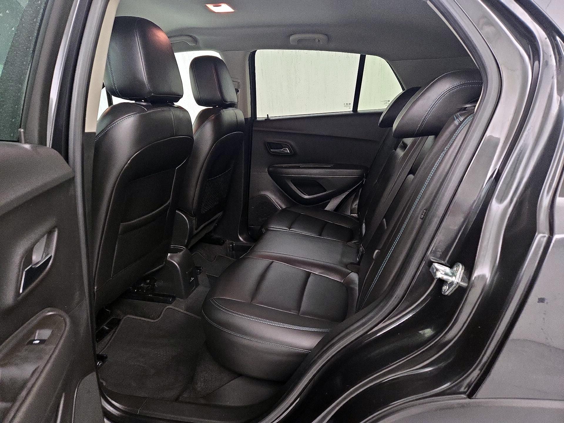 Thumbnail: 2015 Chevrolet Trax - 19