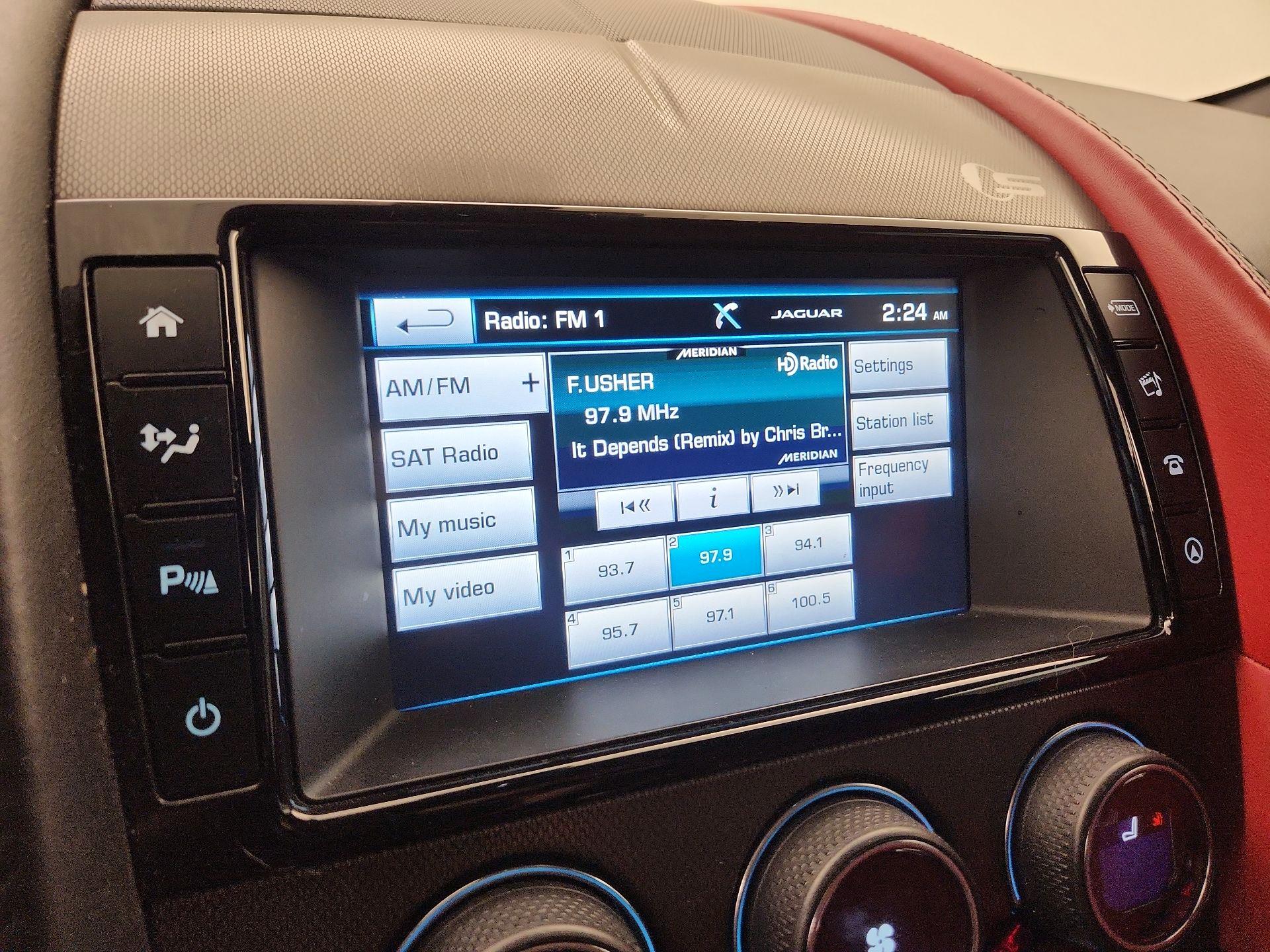 Thumbnail: 2017 Jaguar F-Type - 15