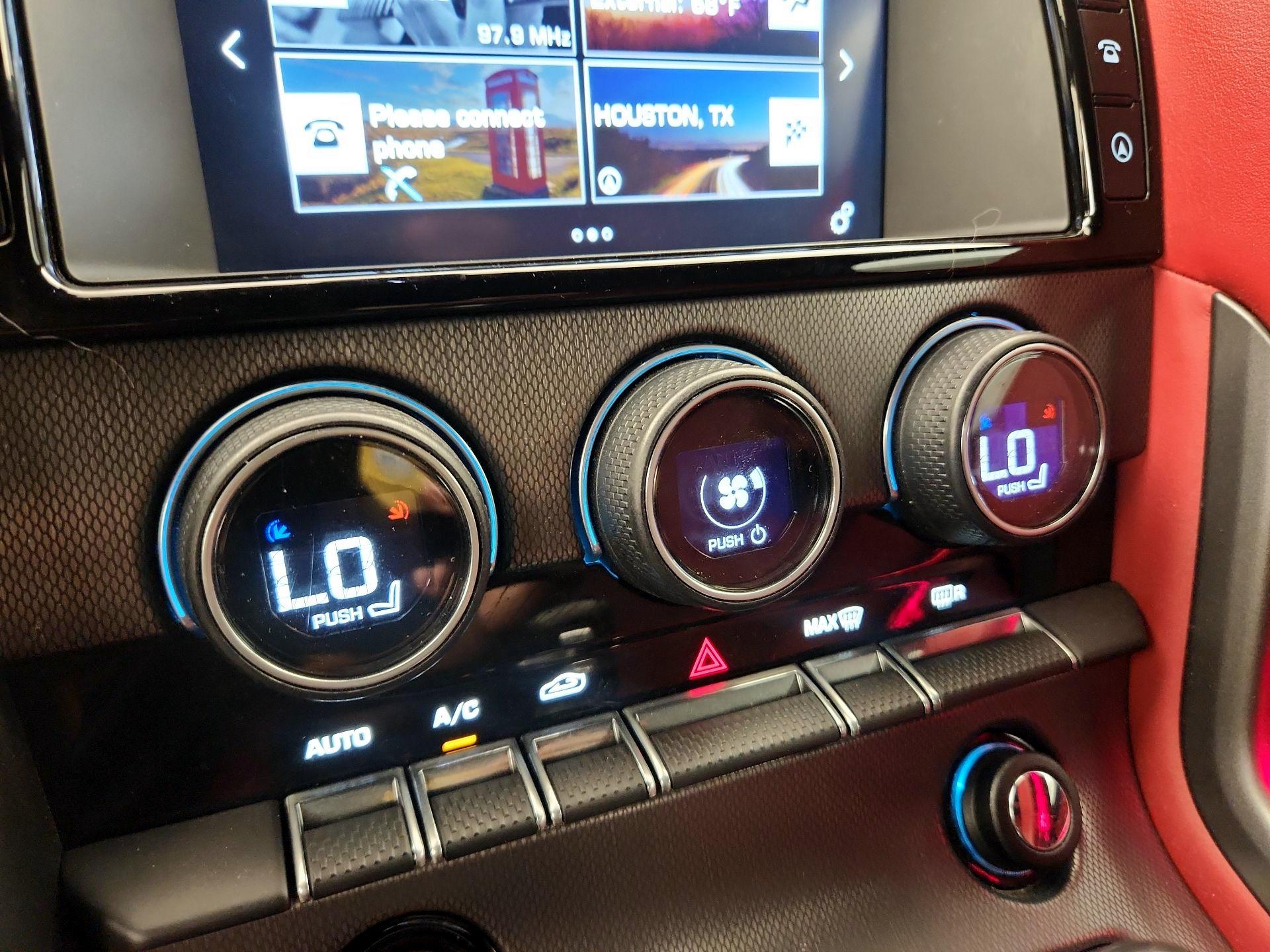 Thumbnail: 2017 Jaguar F-Type - 16