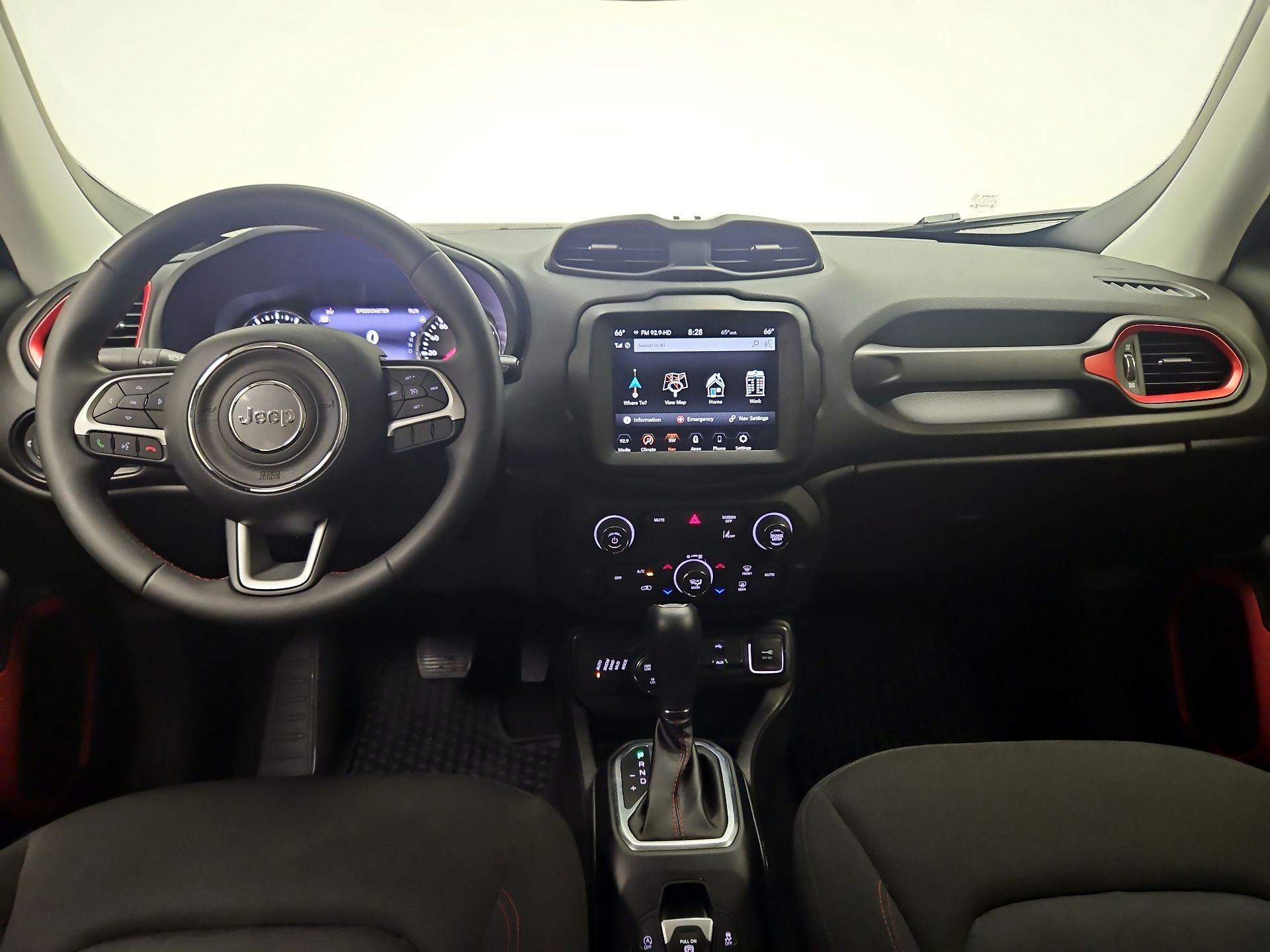 Thumbnail: 2023 Jeep Renegade - 9