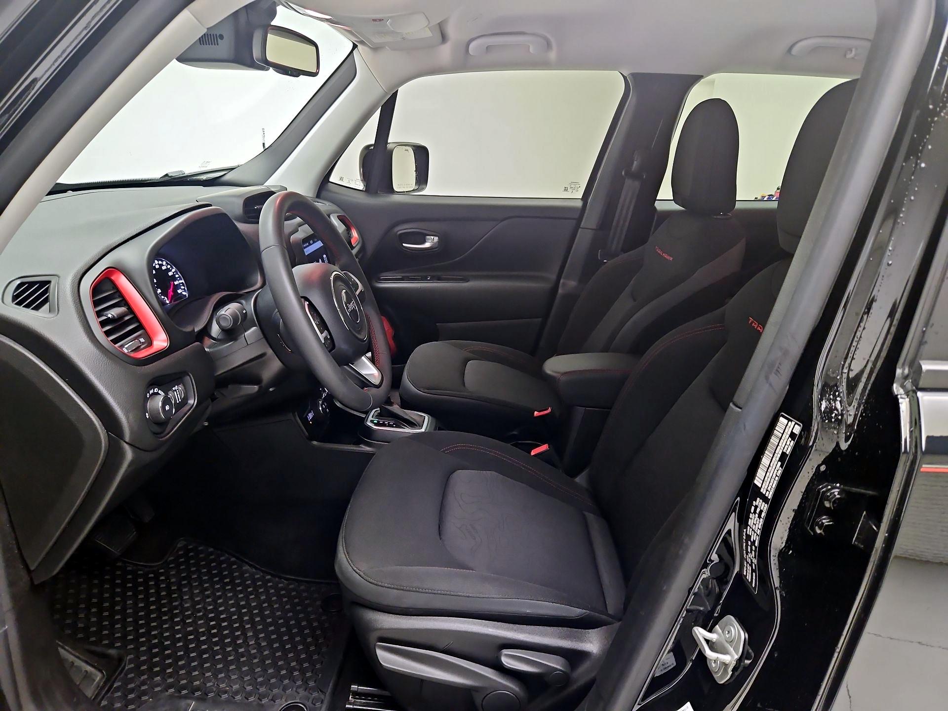 Thumbnail: 2023 Jeep Renegade - 11