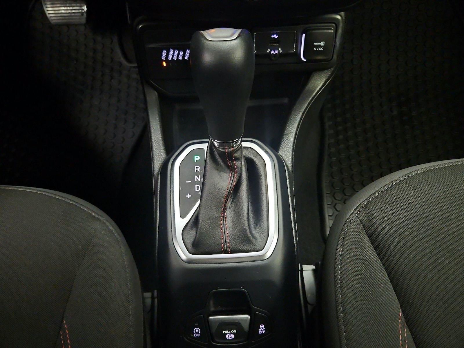 2023 Jeep Renegade Trailhawk - Photo 19