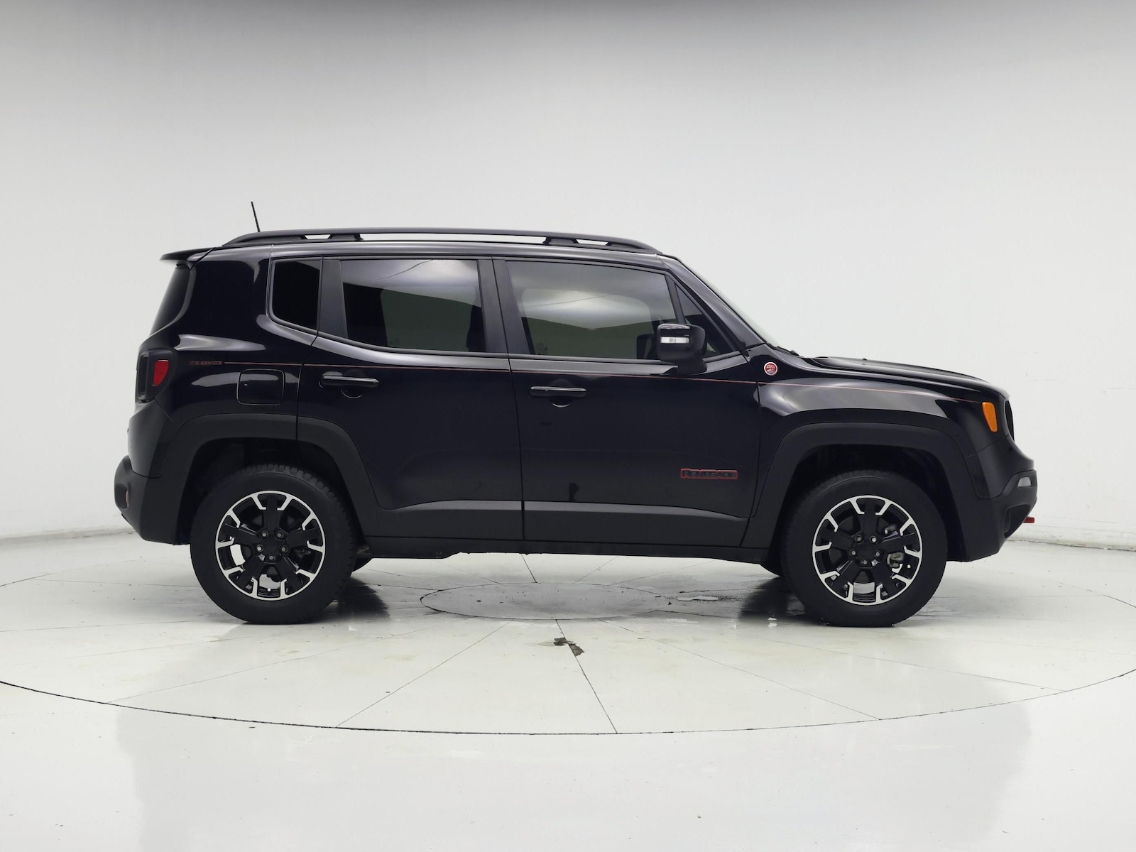 2023 Jeep Renegade Trailhawk - Photo 8