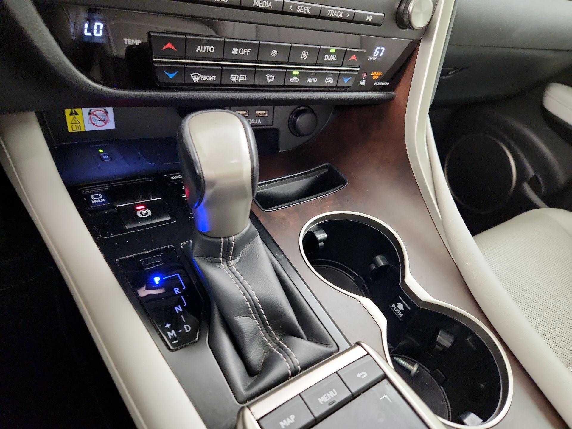 Thumbnail: 2021 Lexus RX - 18