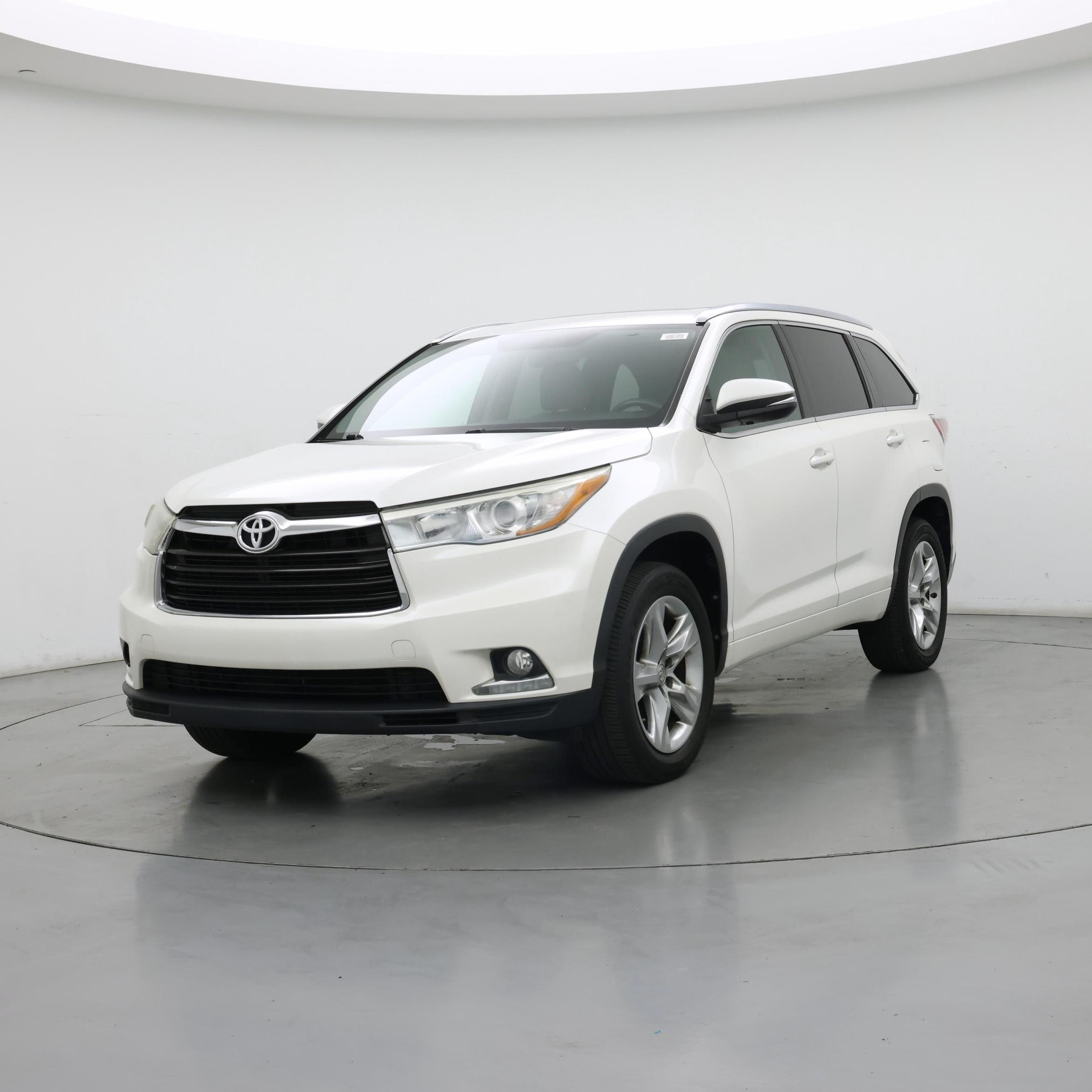 Thumbnail: 2015 Toyota Highlander - 4
