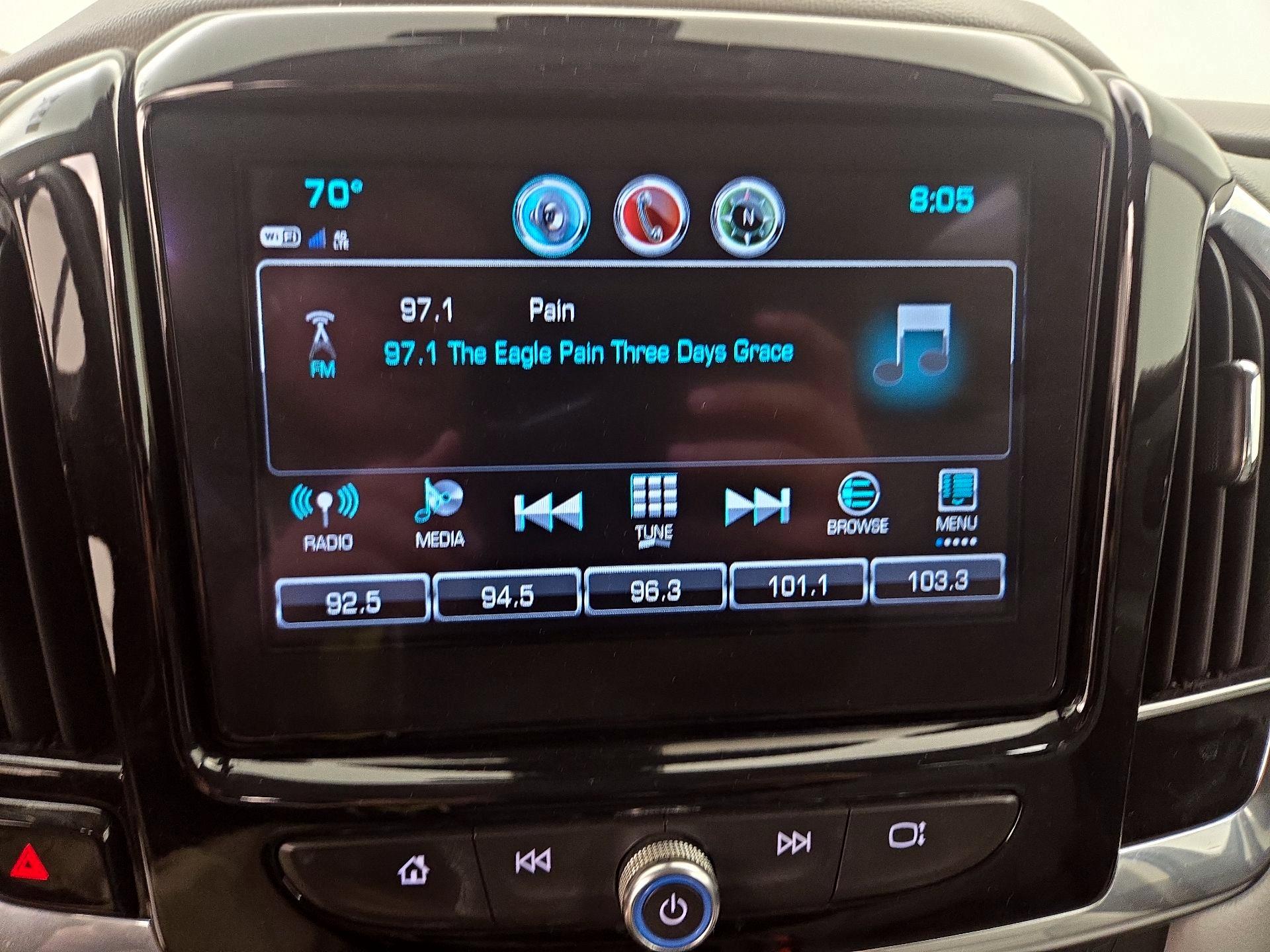Thumbnail: 2019 Chevrolet Traverse - 16