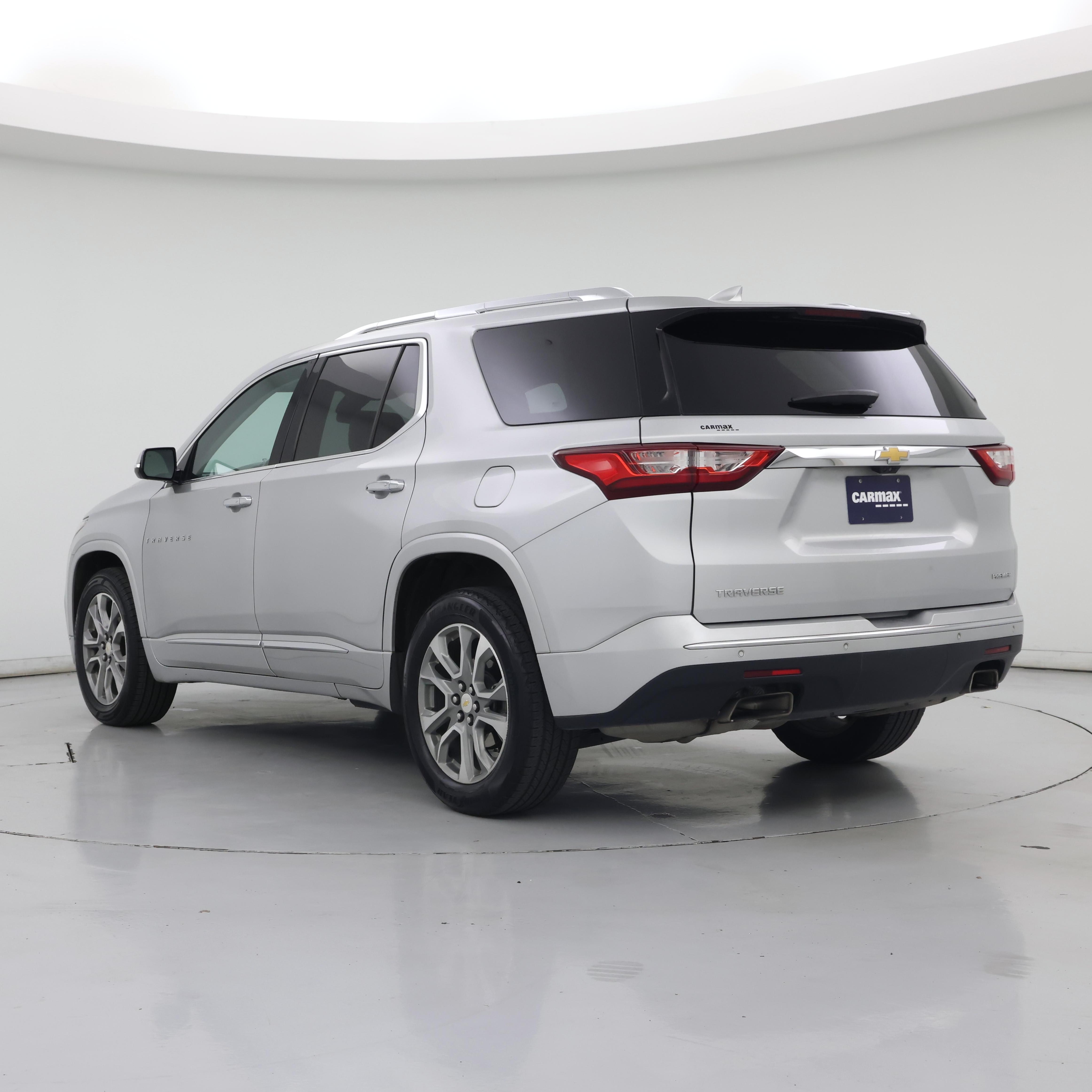 Thumbnail: 2019 Chevrolet Traverse - 2