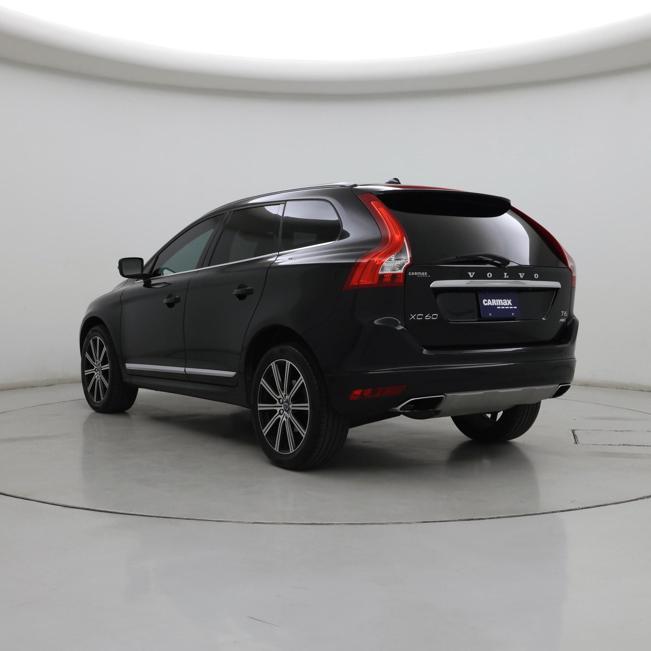 Thumbnail: 2017 Volvo XC60 - 2