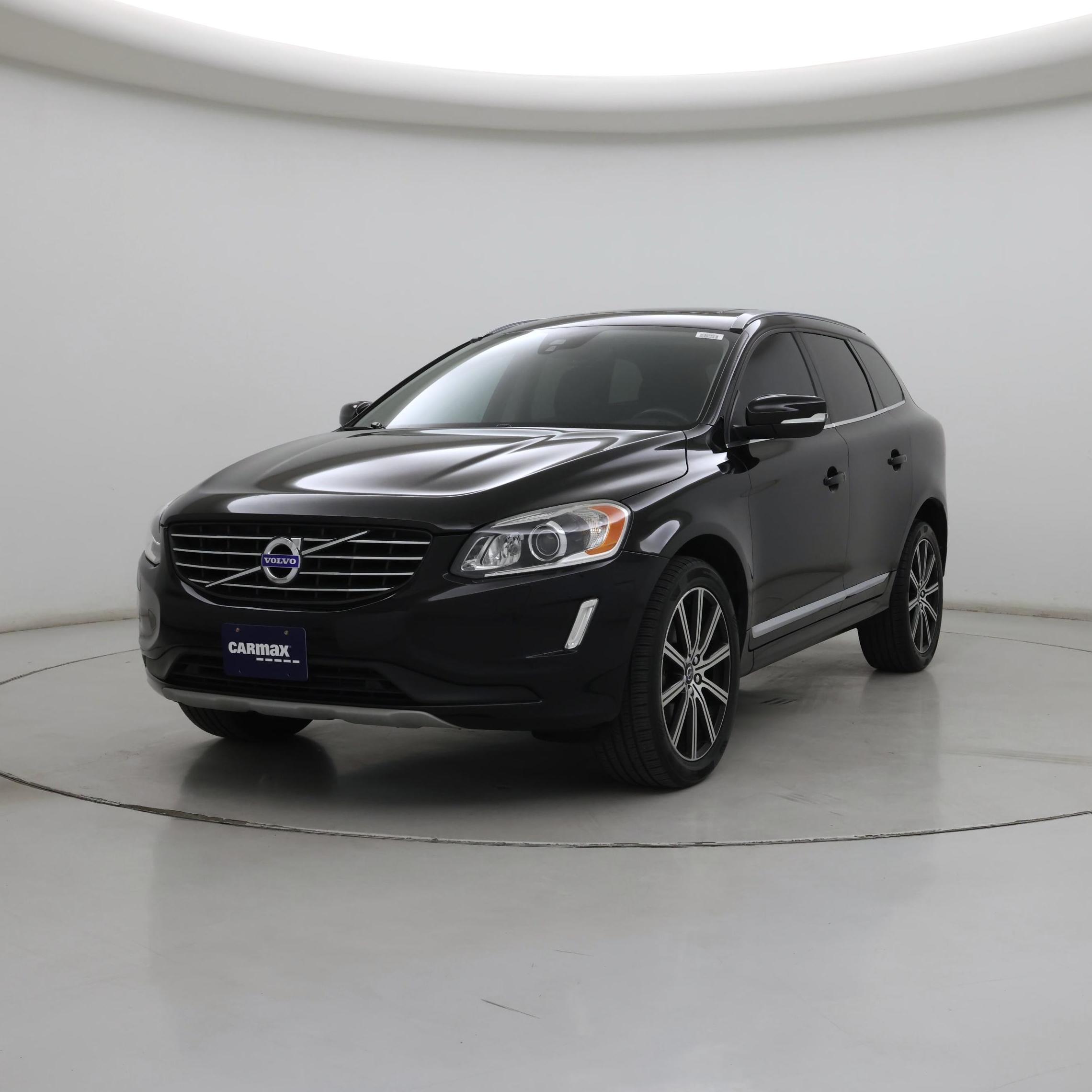 Thumbnail: 2017 Volvo XC60 - 4