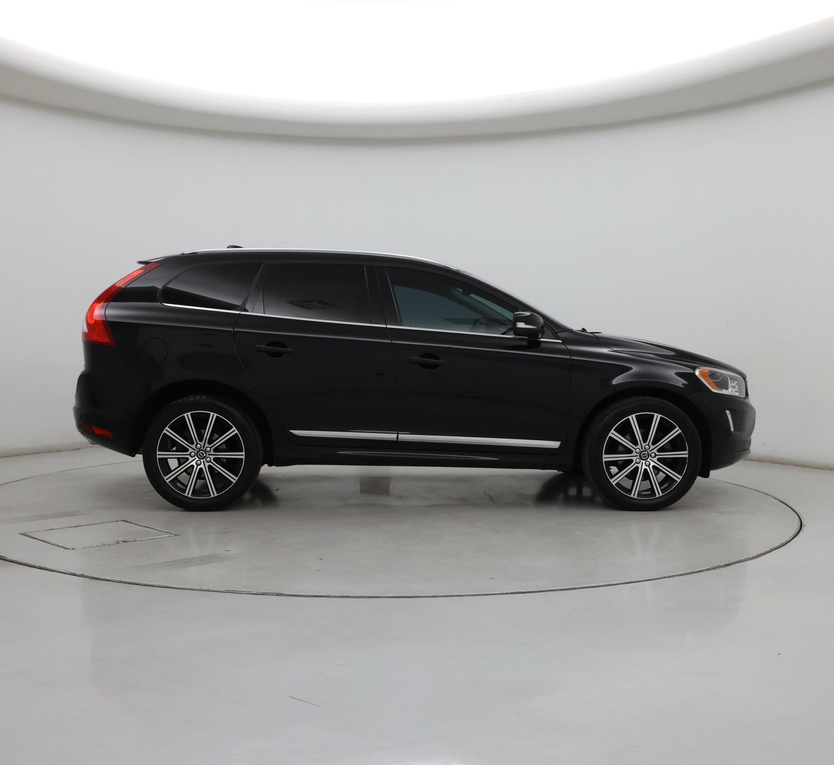 Thumbnail: 2017 Volvo XC60 - 7