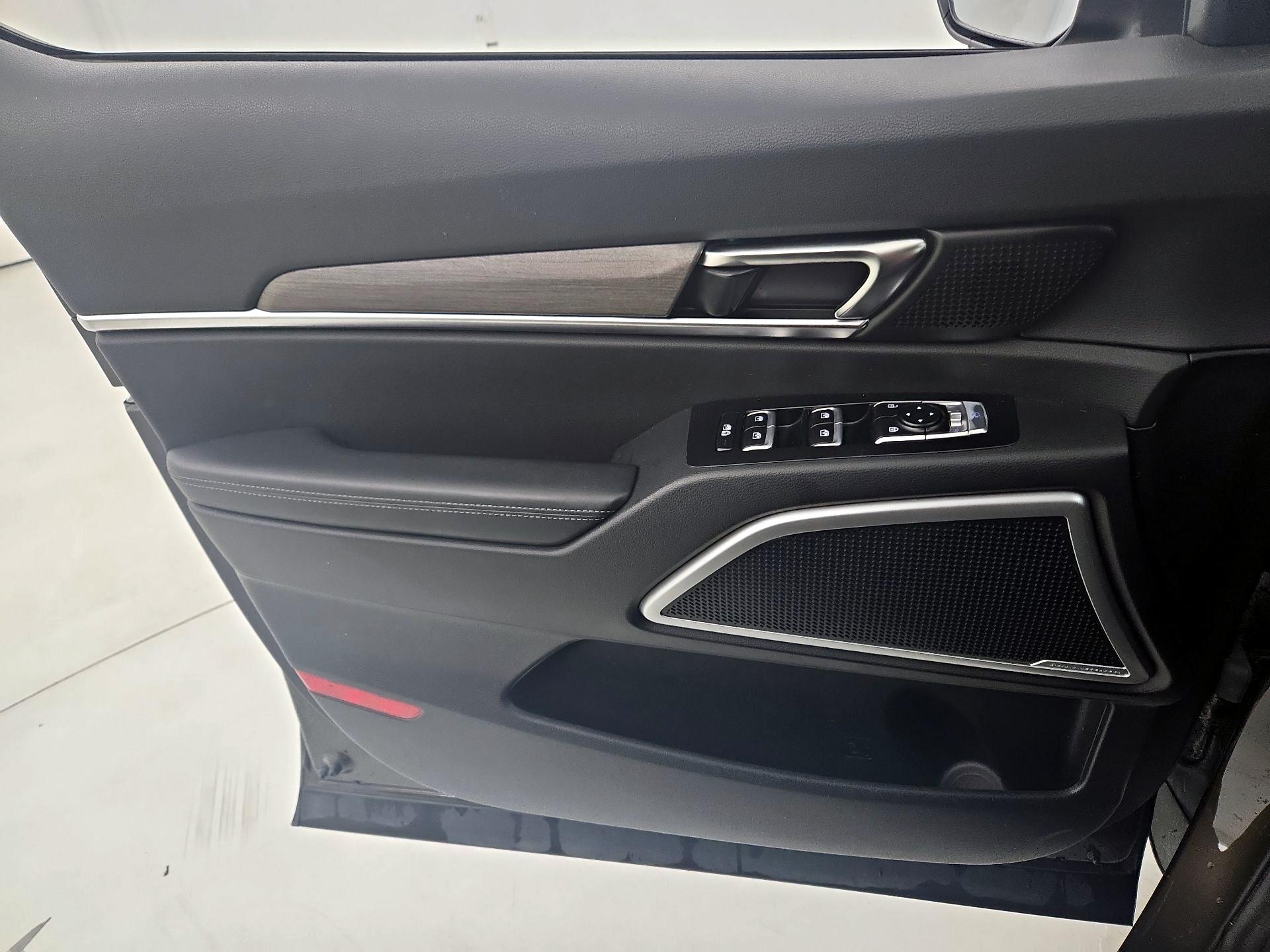 Thumbnail: 2021 Kia Telluride - 12