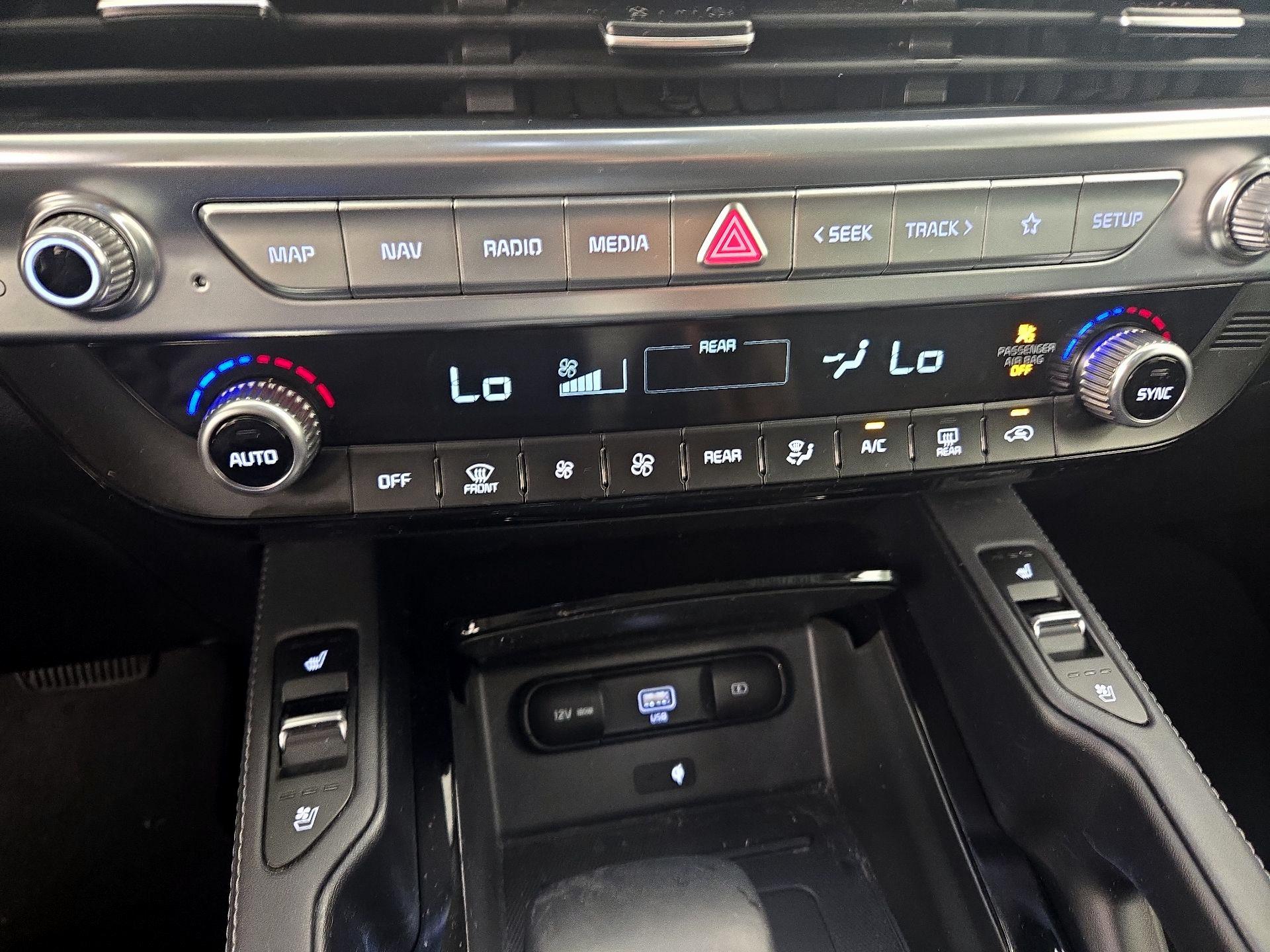 Thumbnail: 2021 Kia Telluride - 17